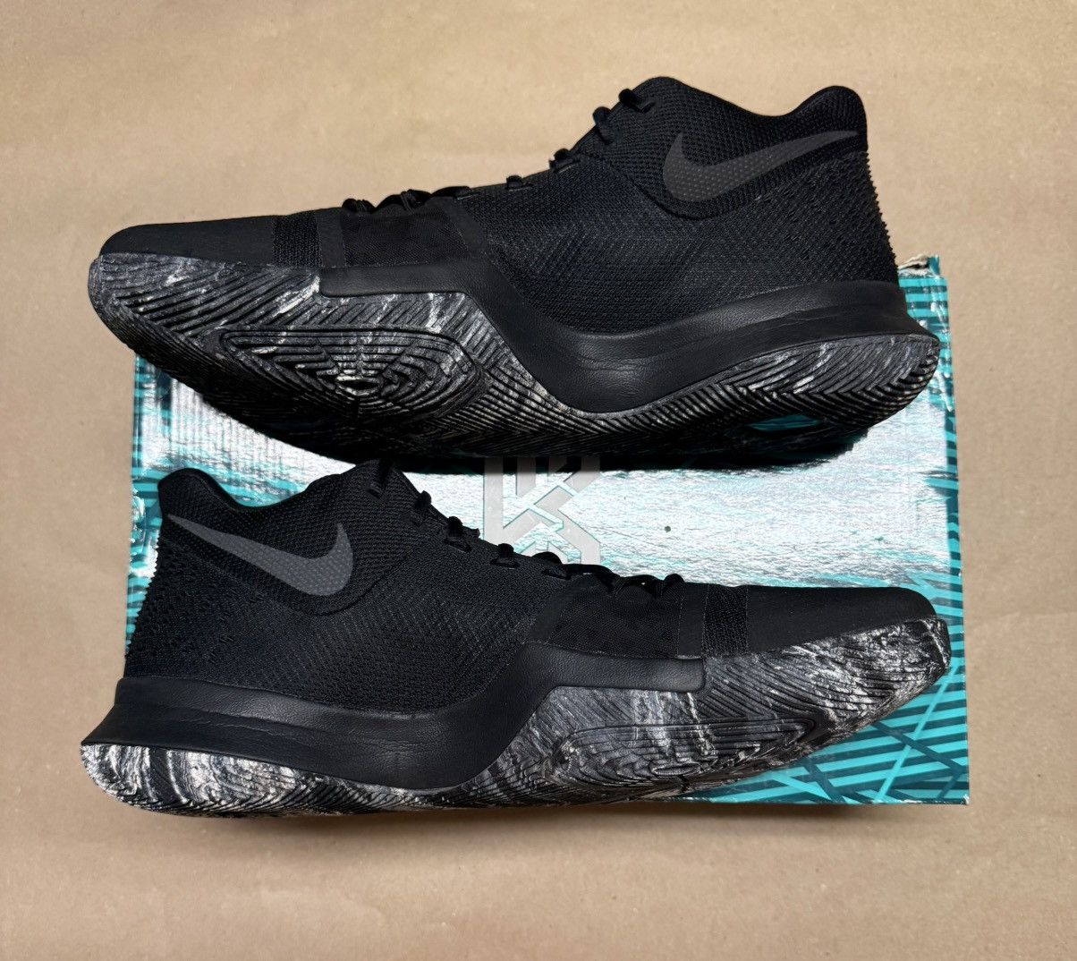 Nike Nike Kyrie 3 Marble Men’s size 14 Basketball Shoes Rare! Size US 14 / EU 47 - 2 Thumbnail