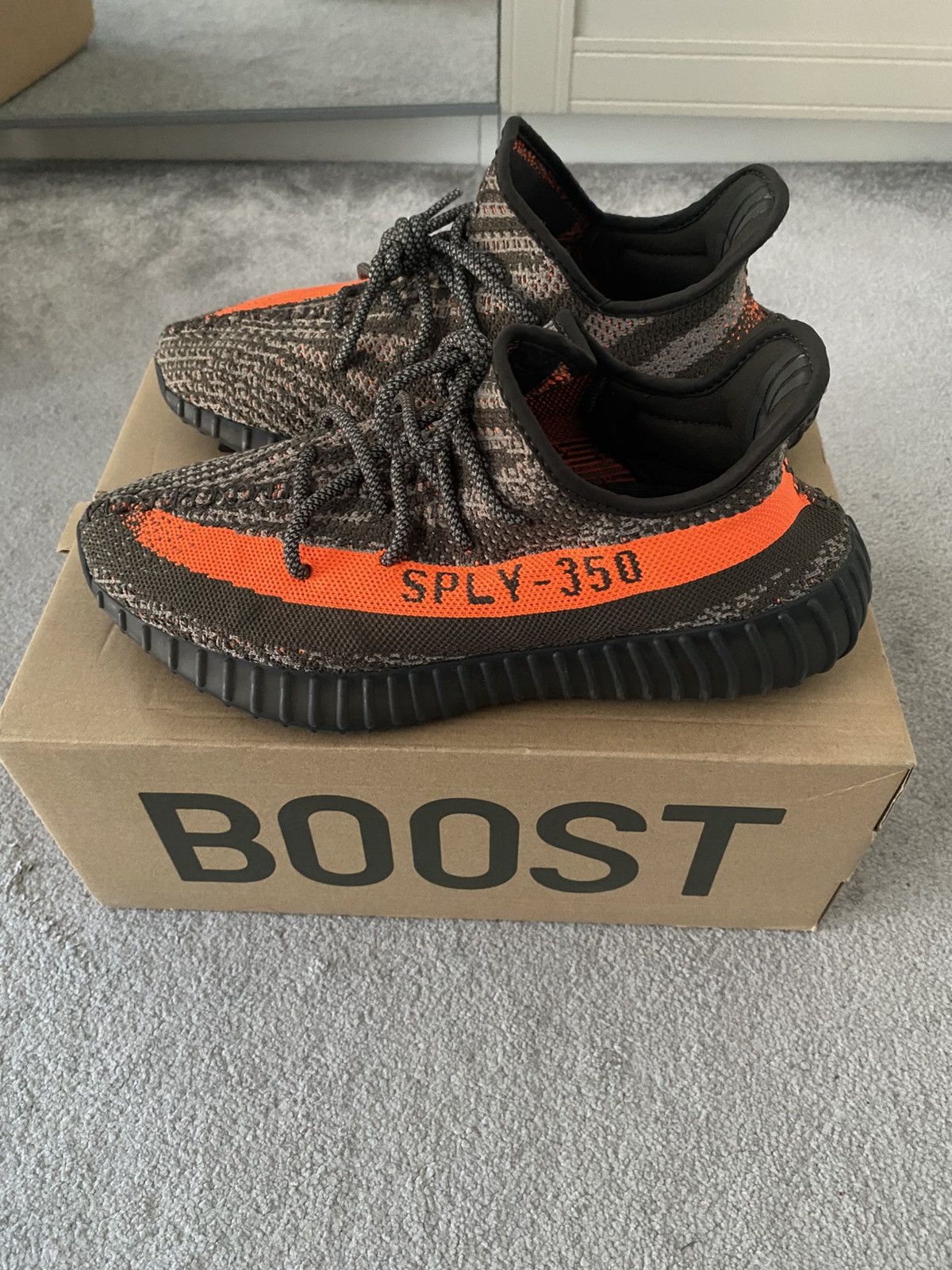 Yeezy Adidas Yeezy Boost 350 V2 Size US 10 / EU 43 - 5 Thumbnail