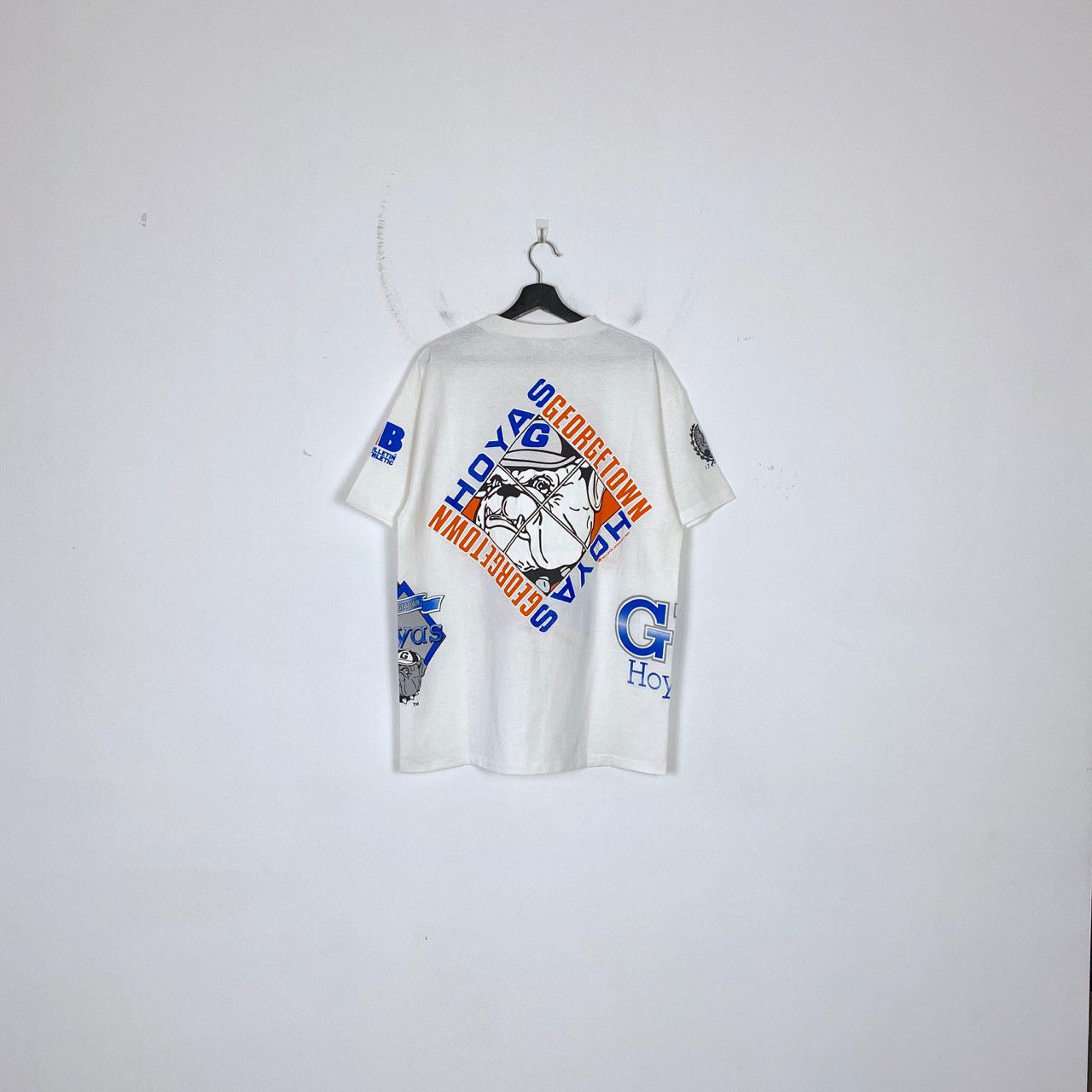 Vintage VINTAGE BULLETIN ATHLETIC NCAA GEORGETOWN HOYAS TEE Size US XL / EU 56 / 4 - 2 Thumbnail