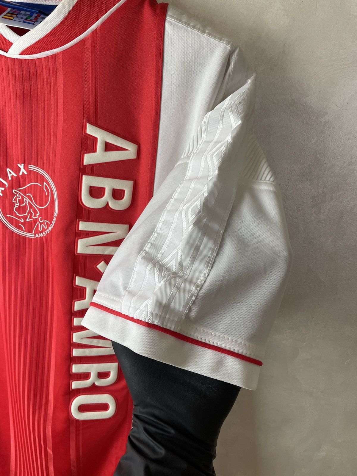 Umbro AJAX AMSTERDAM 1999 2000 HOME SHIRT JERSEY UMBRO Size US L / EU 52-54 / 3 - 8 Thumbnail