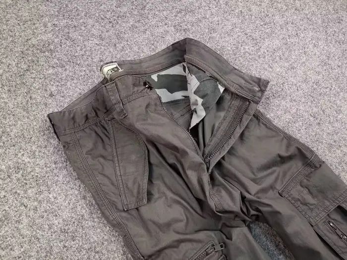 Japanese Brand Vintage 90's Japan Cargo Pants Gray Zip Pocket Y2K Style Size US 34 / EU 50 - 8 Thumbnail