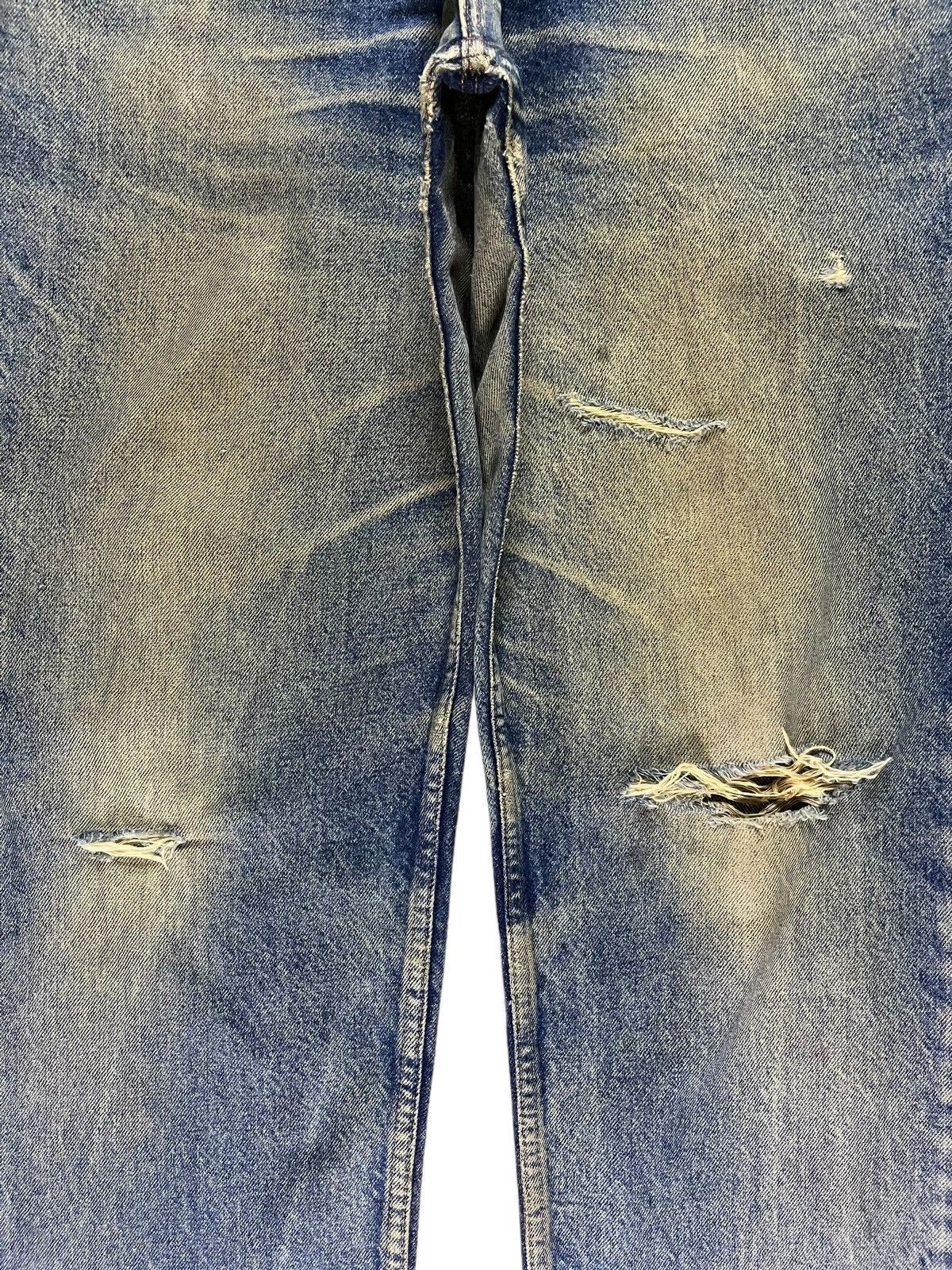Japanese Brand Vintage Japanese Brand Mud Wash Carpenter Distressed Jeans Size US 35 - 5 Thumbnail