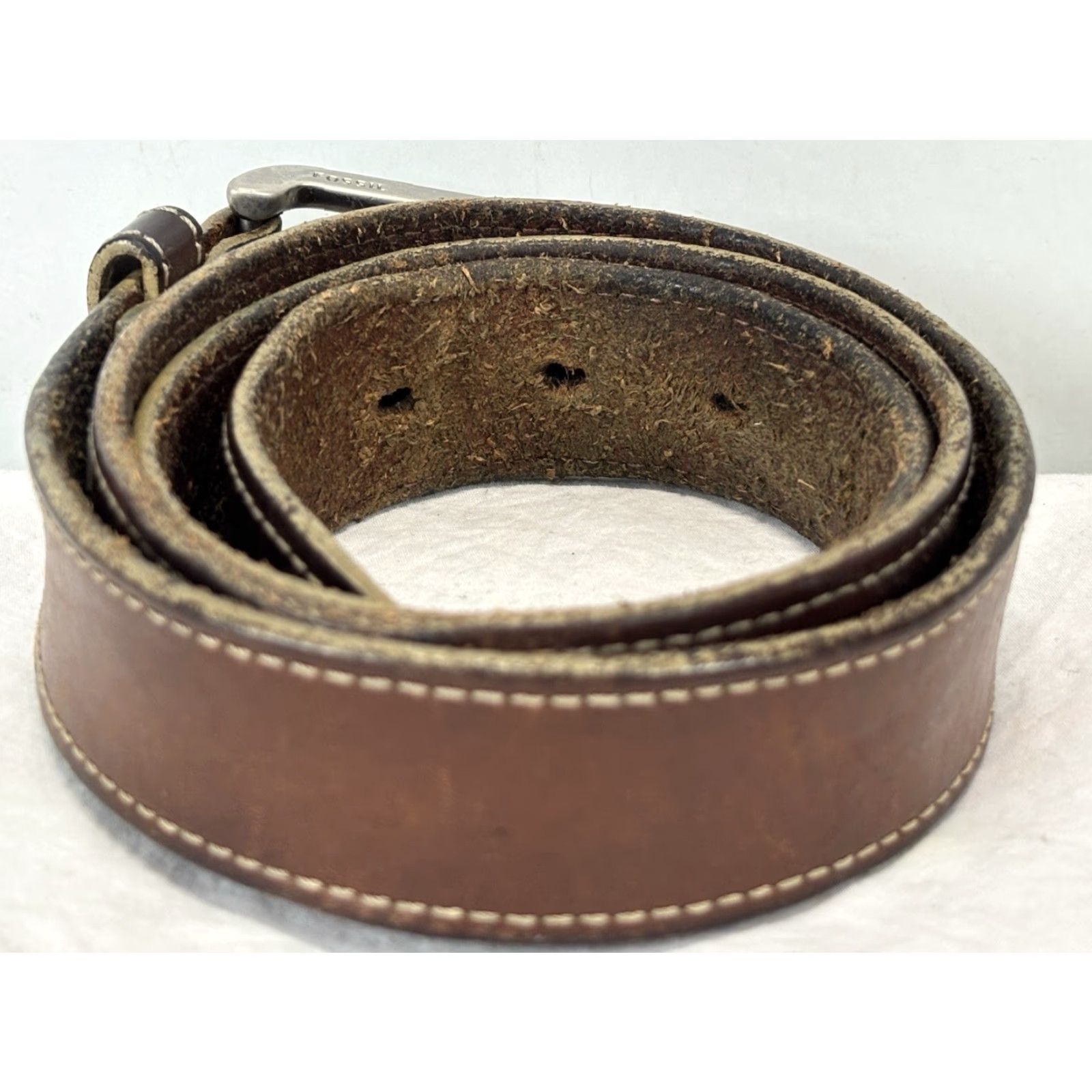 Fossil VINTAGE Fossil Belt Leather Belt 1.25" Wide Men 36 Distressed Brown 1970s Style Mens Belt Size 36 - 3 Thumbnail