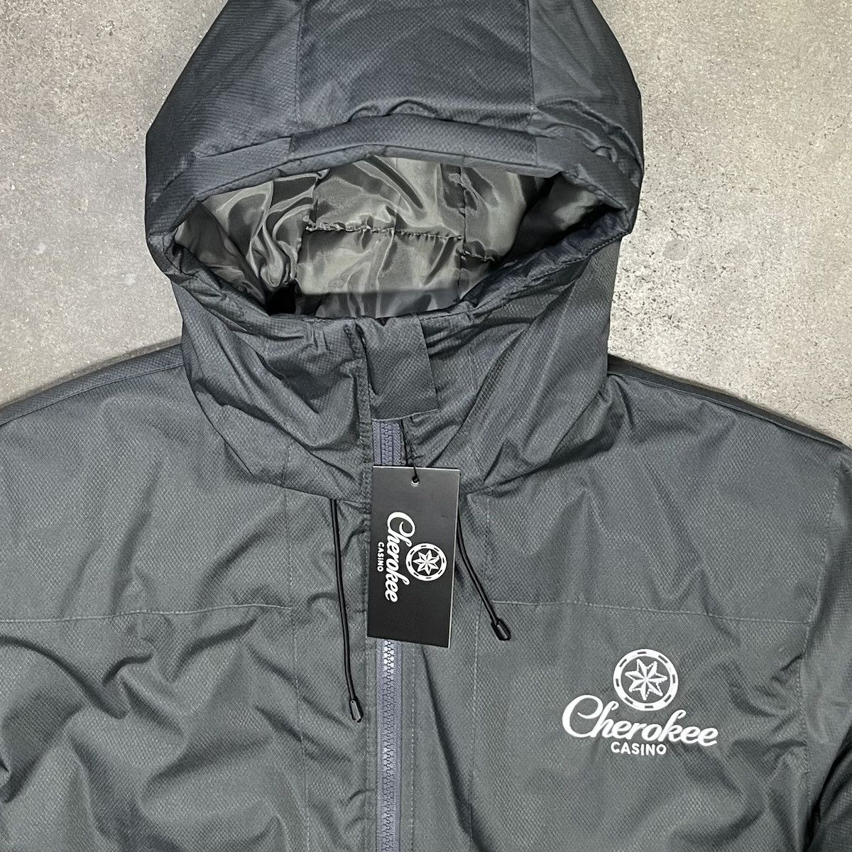 Cherokee Cherokee Casino Grey Puffer Jacket Quilted Hooded NWT Size US L / EU 52-54 / 3 - 2 Thumbnail