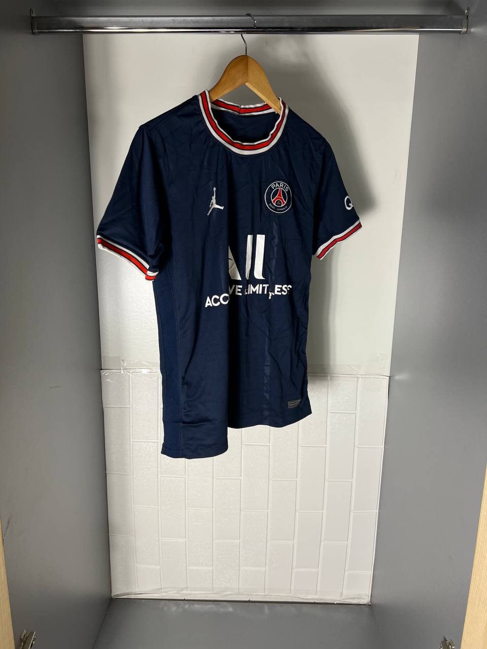 Nike VINTAGE NIKE JORDAN FC PSG PARIS FRANCE SOCCER JERSEY Y2K Size US S / EU 44-46 / 1 - 4 Thumbnail