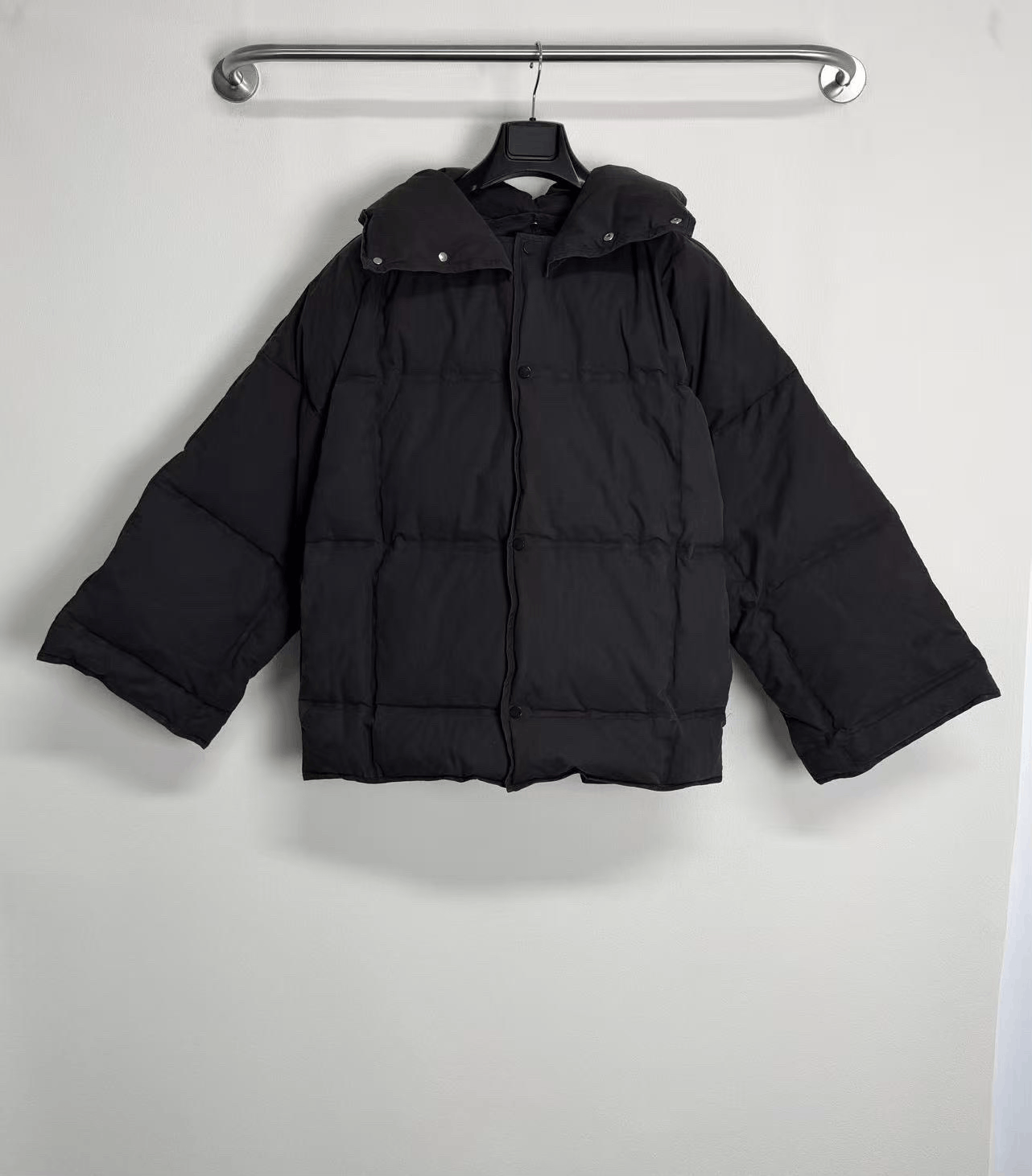 Bottega Veneta Bottega Veneta Black Down Jacket Size XS / US 0-2 / IT 36-38 - 1 Thumbnail