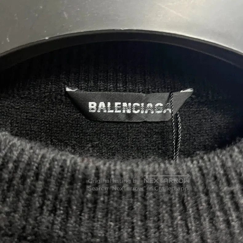 Balenciaga Balenciaga Latest Black Logo Letter Inlaid Loose Edition Ro Size US S / EU 44-46 / 1 - 2 Thumbnail