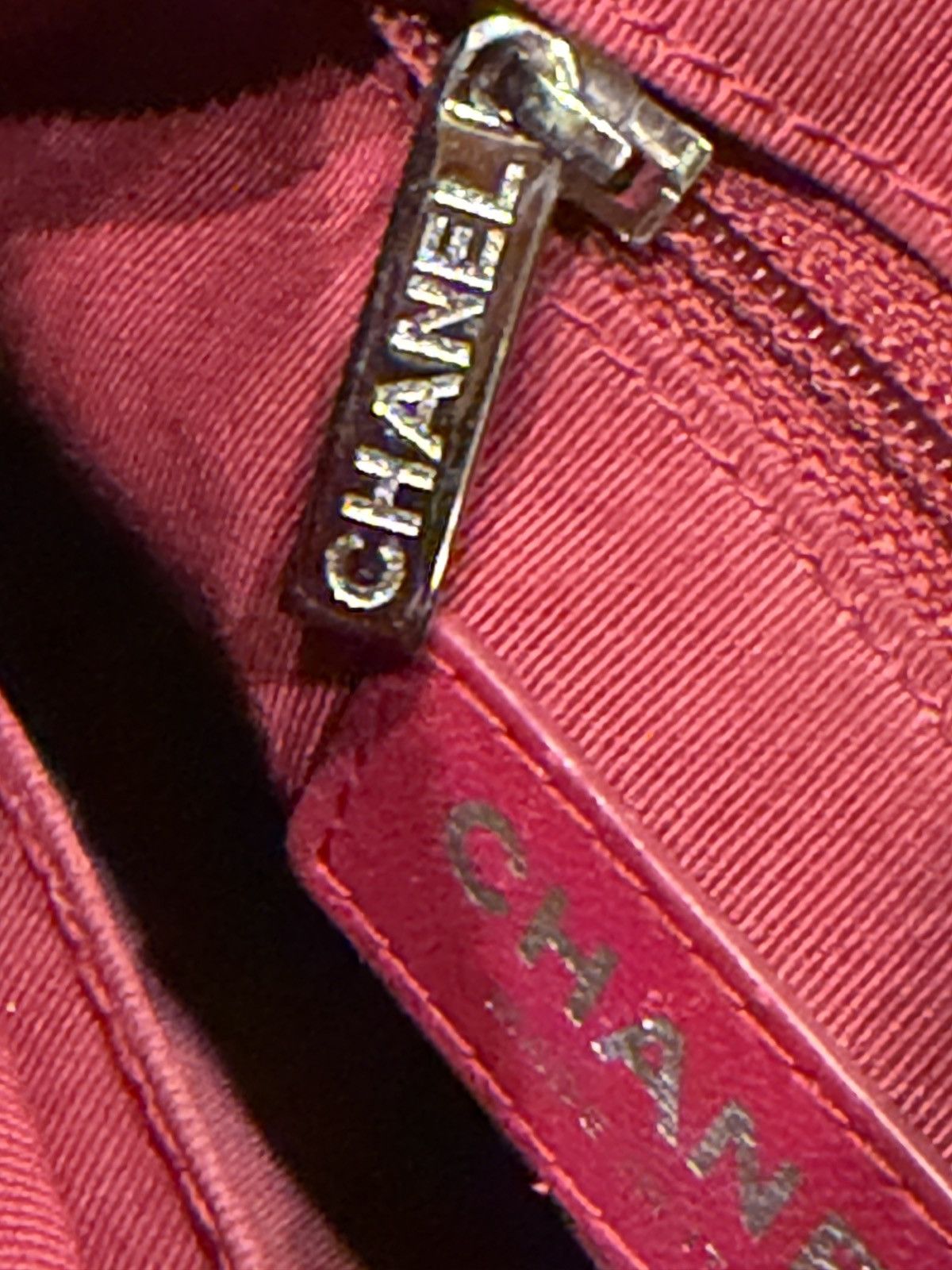Chanel Gabrielle embellished quilted chainlink hobo Size ONE SIZE - 14 Thumbnail