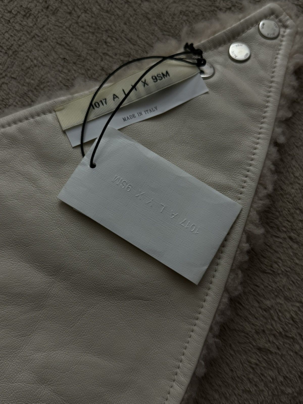 1017 ALYX 9SM 1017 ALYX 9SM Beige Polar Bandana Scarf Size ONE SIZE - 10 Thumbnail
