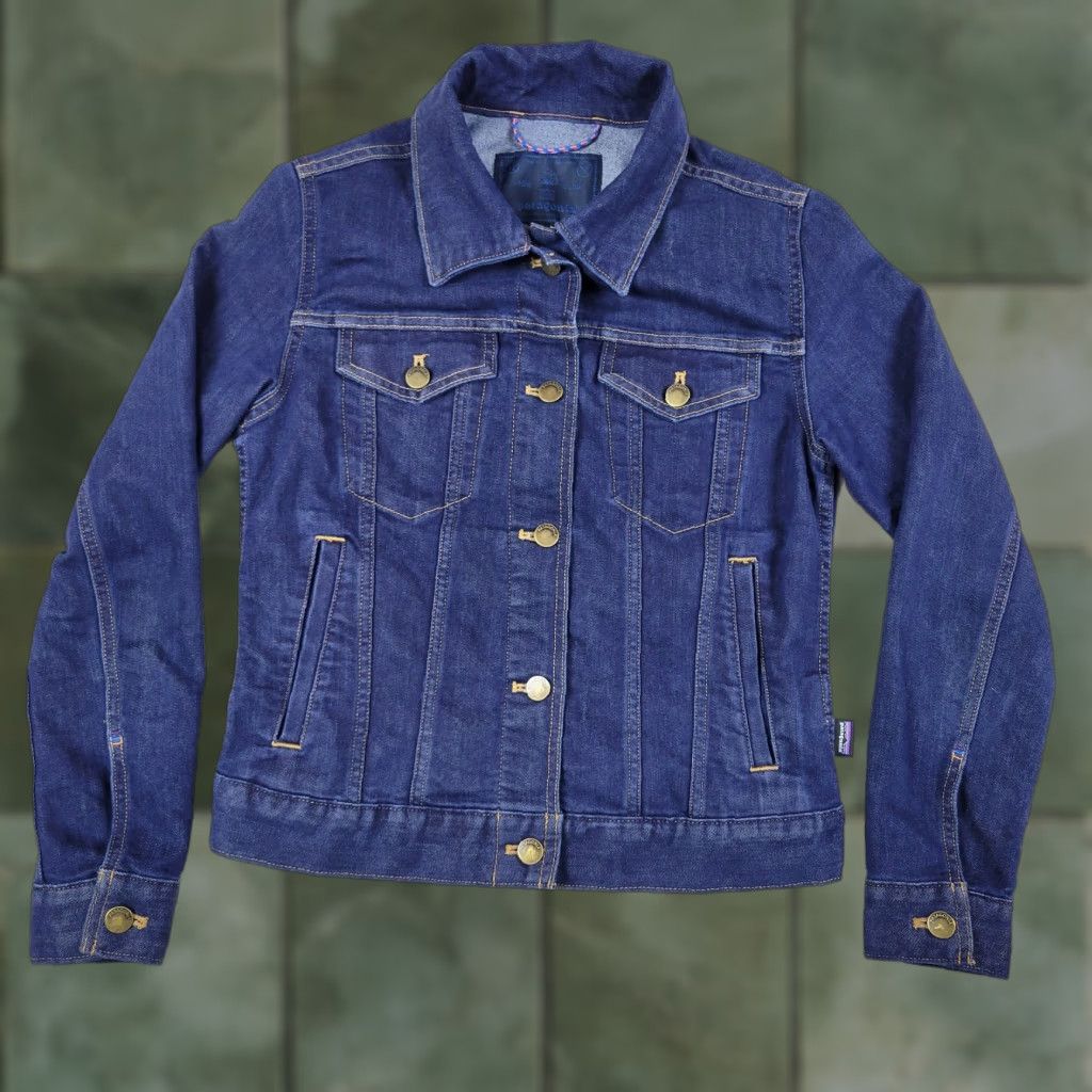 Patagonia Patagonia Denim Jacket Womens XS Blue Iron Clad Dark Wash Organic Cotton Hiking Jacket Womens XS Blue Denim Jacket Outdoor Vintage No Size XS / US 0-2 / IT 36-38 - 1 Thumbnail