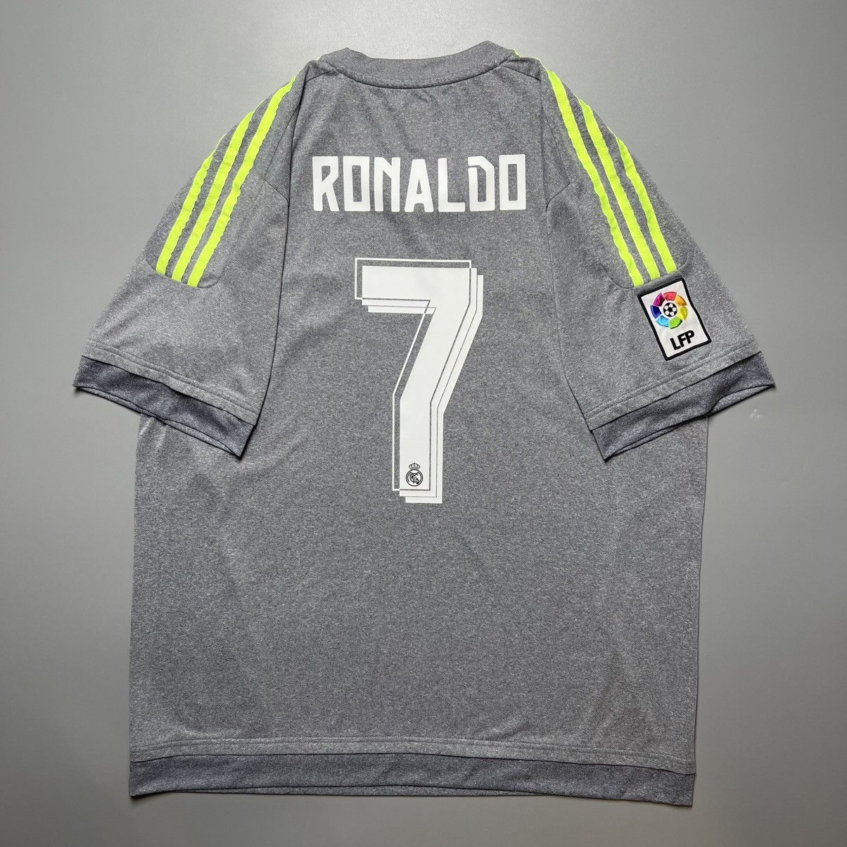 Adidas REAL MADRID ADIDAS 2015/2016 FOOTBALL AWAY JERSEY #7 RONALDO Size US XL / EU 56 / 4 - 1 Thumbnail