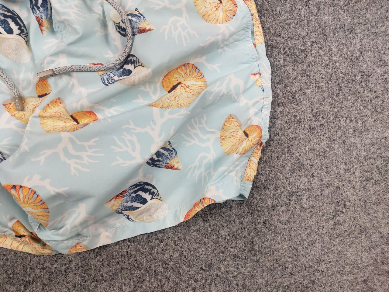 Vilebrequin Vilebrequin Designer Luxury men's Casual Pattern Art Shorts Size US 34 / EU 50 - 10 Thumbnail