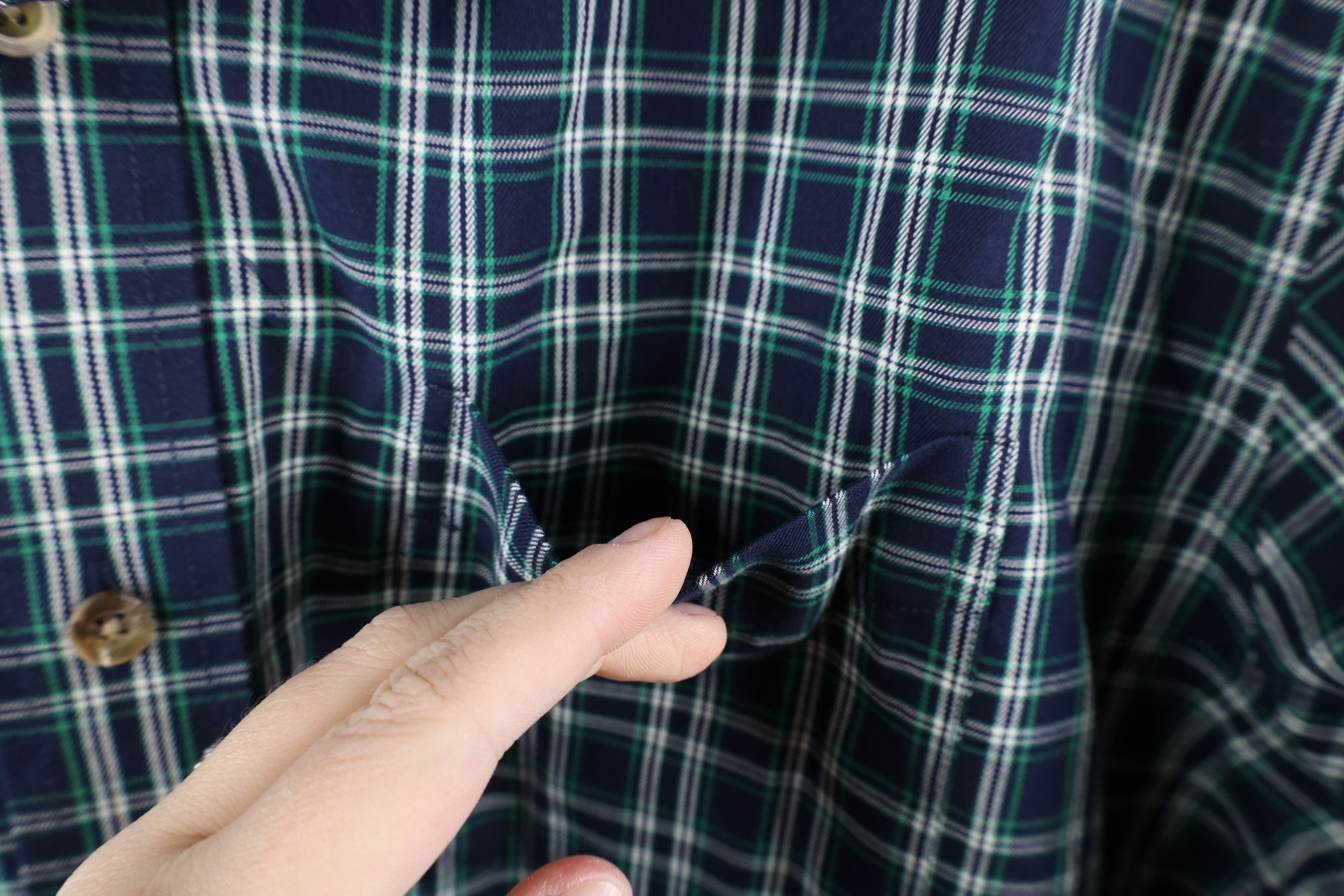 L.L. Bean Vintage LL Bean Fit Short Sleeve Collared Button Shirt Plaid Size US L / EU 52-54 / 3 - 4 Thumbnail