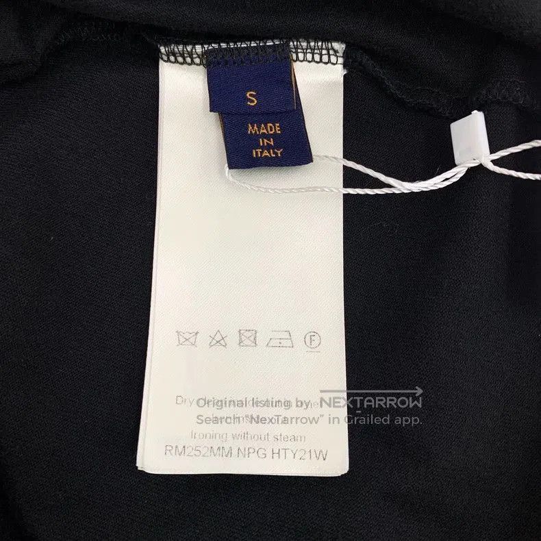 Louis Vuitton Louis Vuitton Black Logo Embroidered T. Size US S / EU 44-46 / 1 - 7 Thumbnail