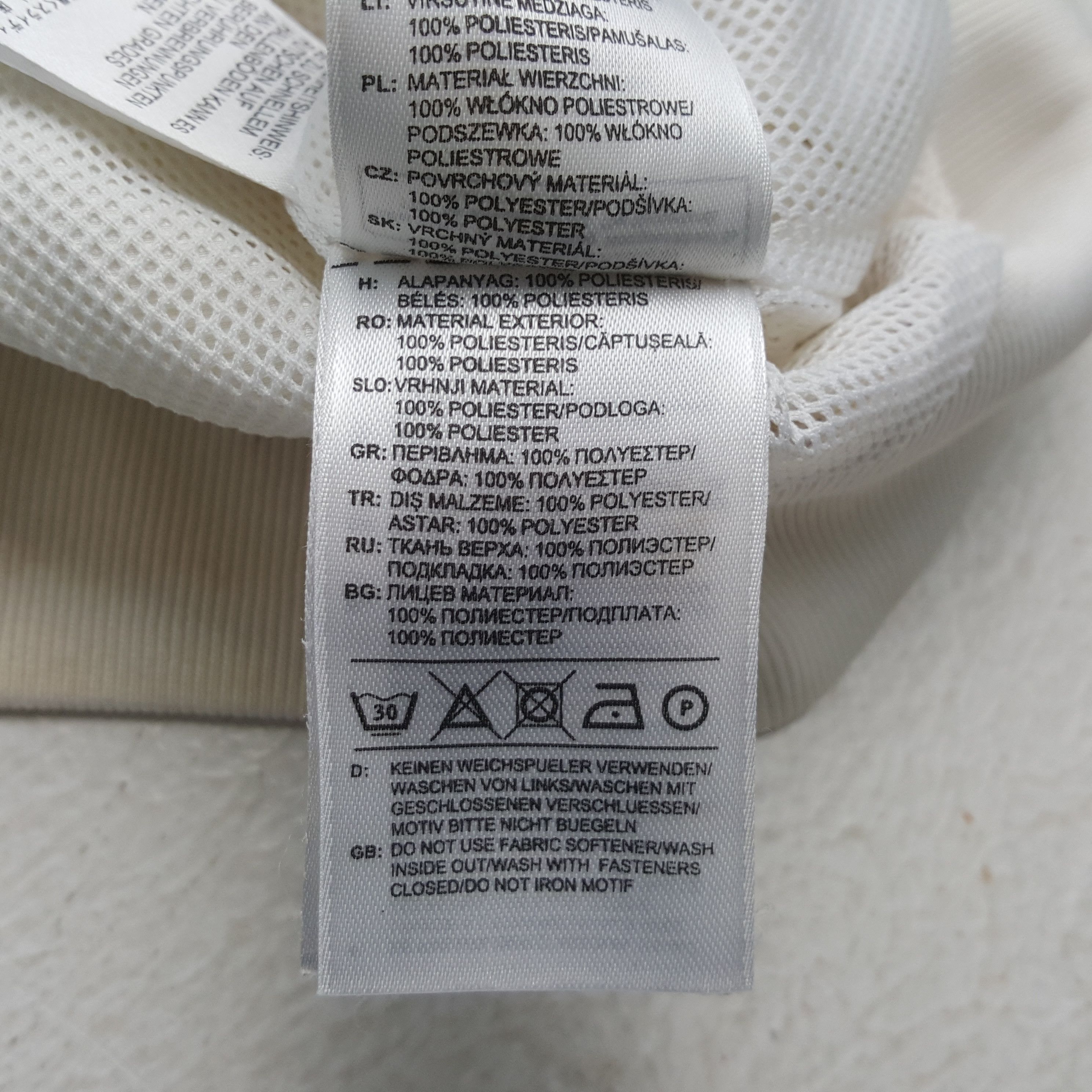 Adidas Vintage Adidas UEFA Champions League Chelsea Jacket RR8 Size US M / EU 48-50 / 2 - 9 Thumbnail