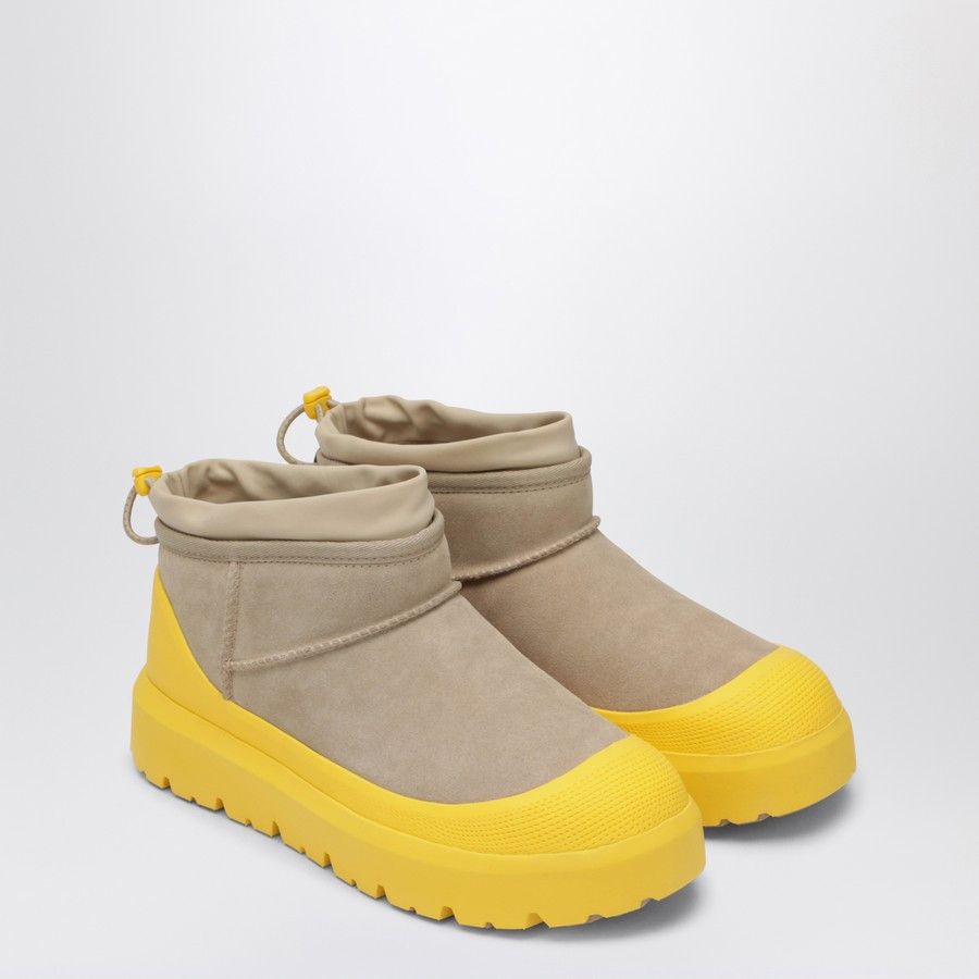 Ugg o1d2blof1025 Classic Ultra Mini Weather Hybrid Boots Mustard Size US 9 / EU 42 - 2 Thumbnail
