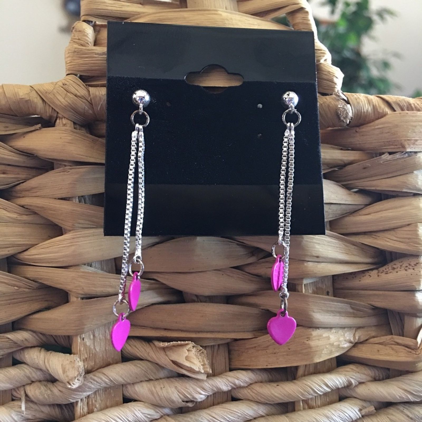 Jewelry Silver tone chain pink heart pierced earrings Size ONE SIZE - 1 Thumbnail