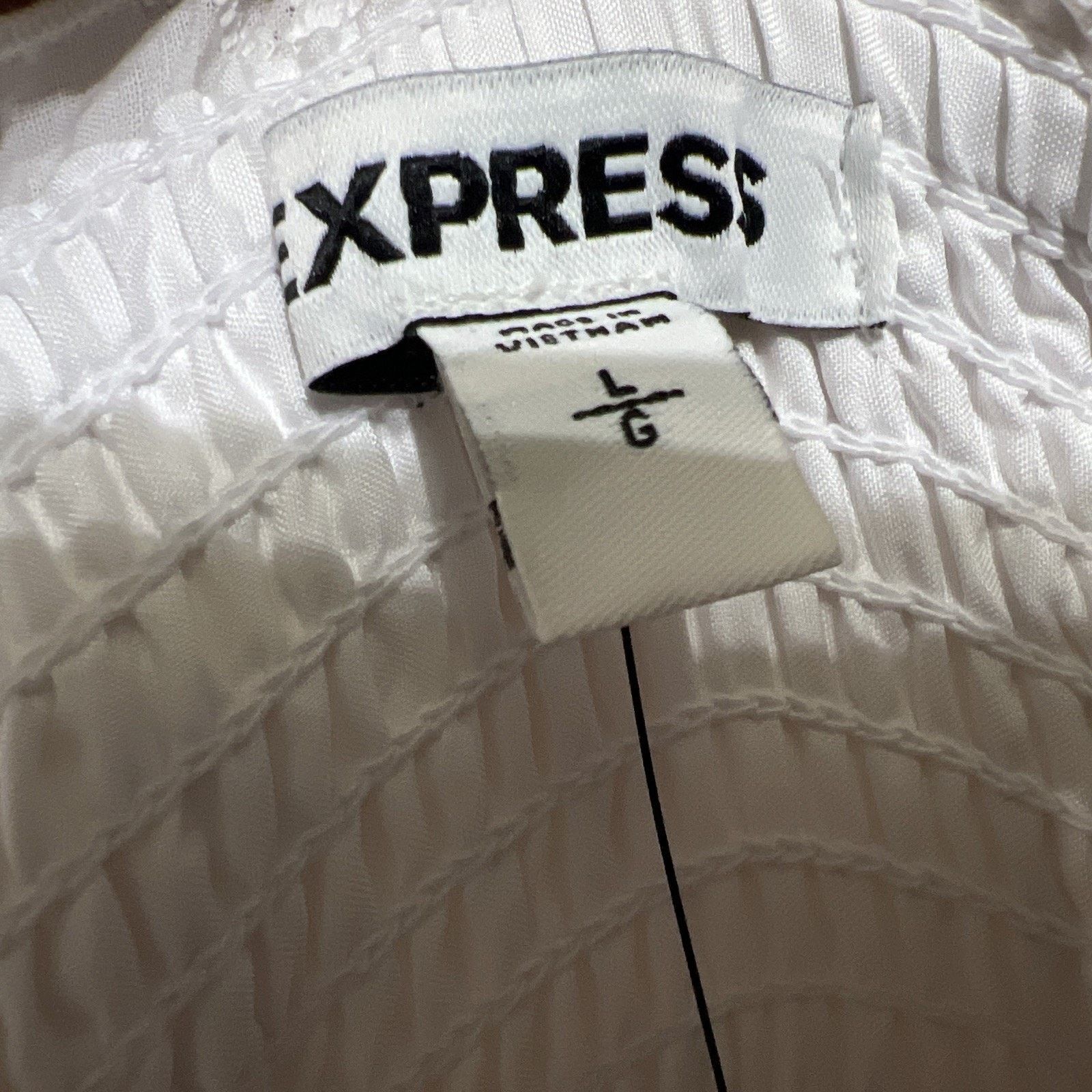 Express Express Women’s size L White OTS Ruffle Long Sleeve Top NWT Size L / US 10 / IT 46 - 2 Thumbnail