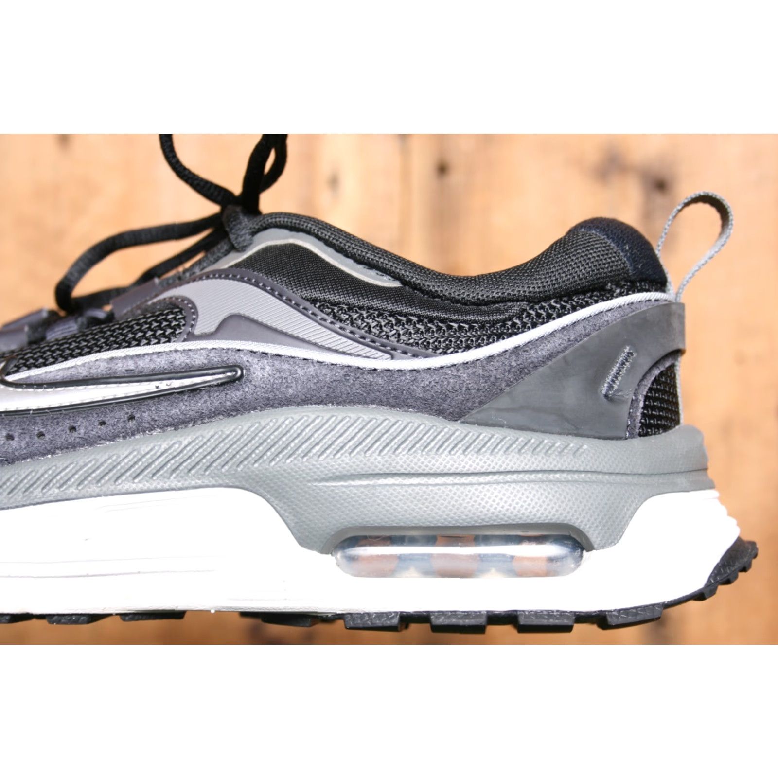 Nike VINTAGE Nike Air Max Bliss Sneakers Women's Sz. 9/US 9 Black/Oil Grey/Metallic Silver Suede Synthetic Lace Up Low Top Athletic Shoes Size US 7 / IT 37 - 7 Thumbnail