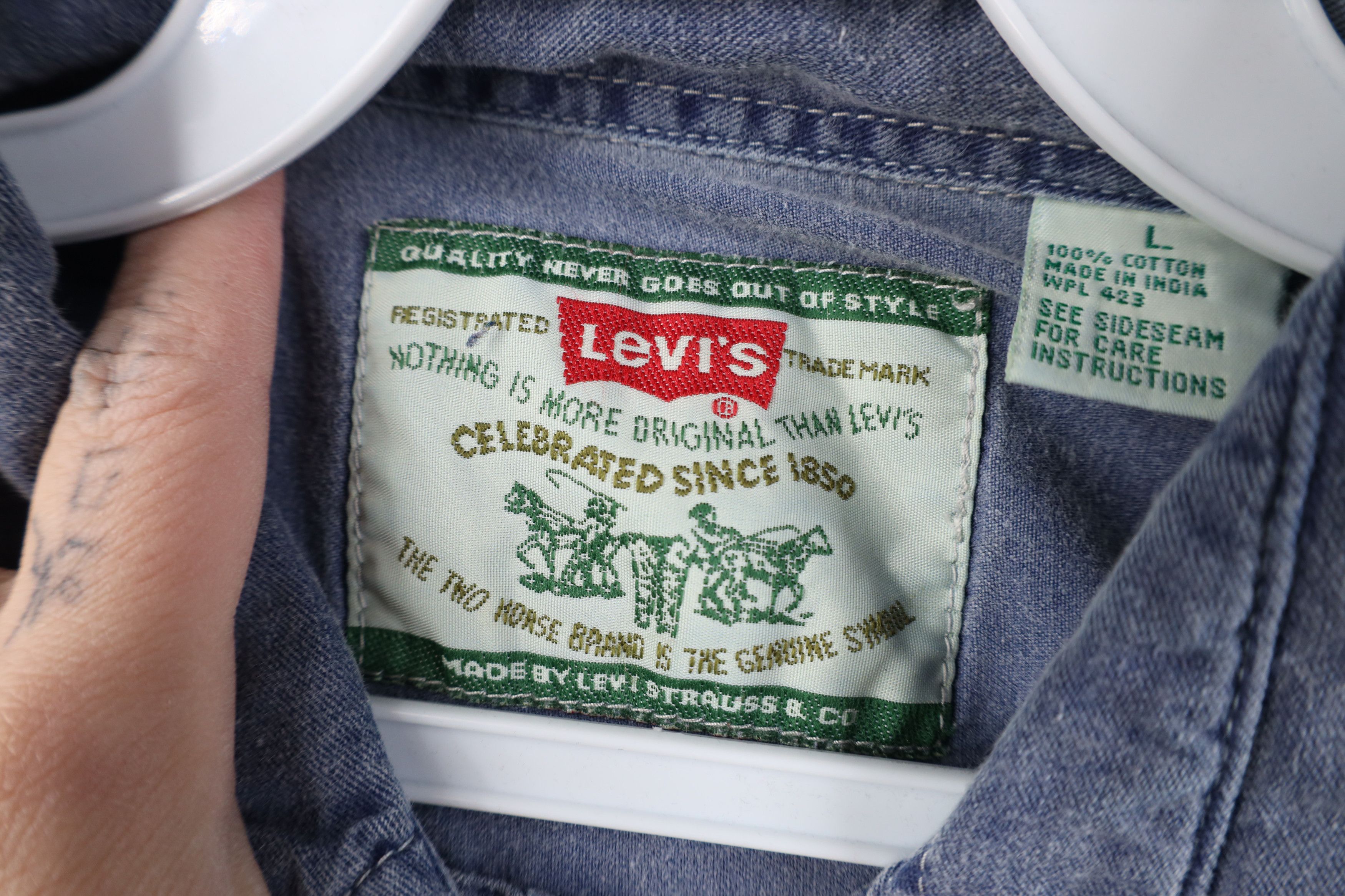 Levi's Vintage 90s Levis Stonewash Baggy Collared Button Shirt Blue Size US L / EU 52-54 / 3 - 10 Thumbnail