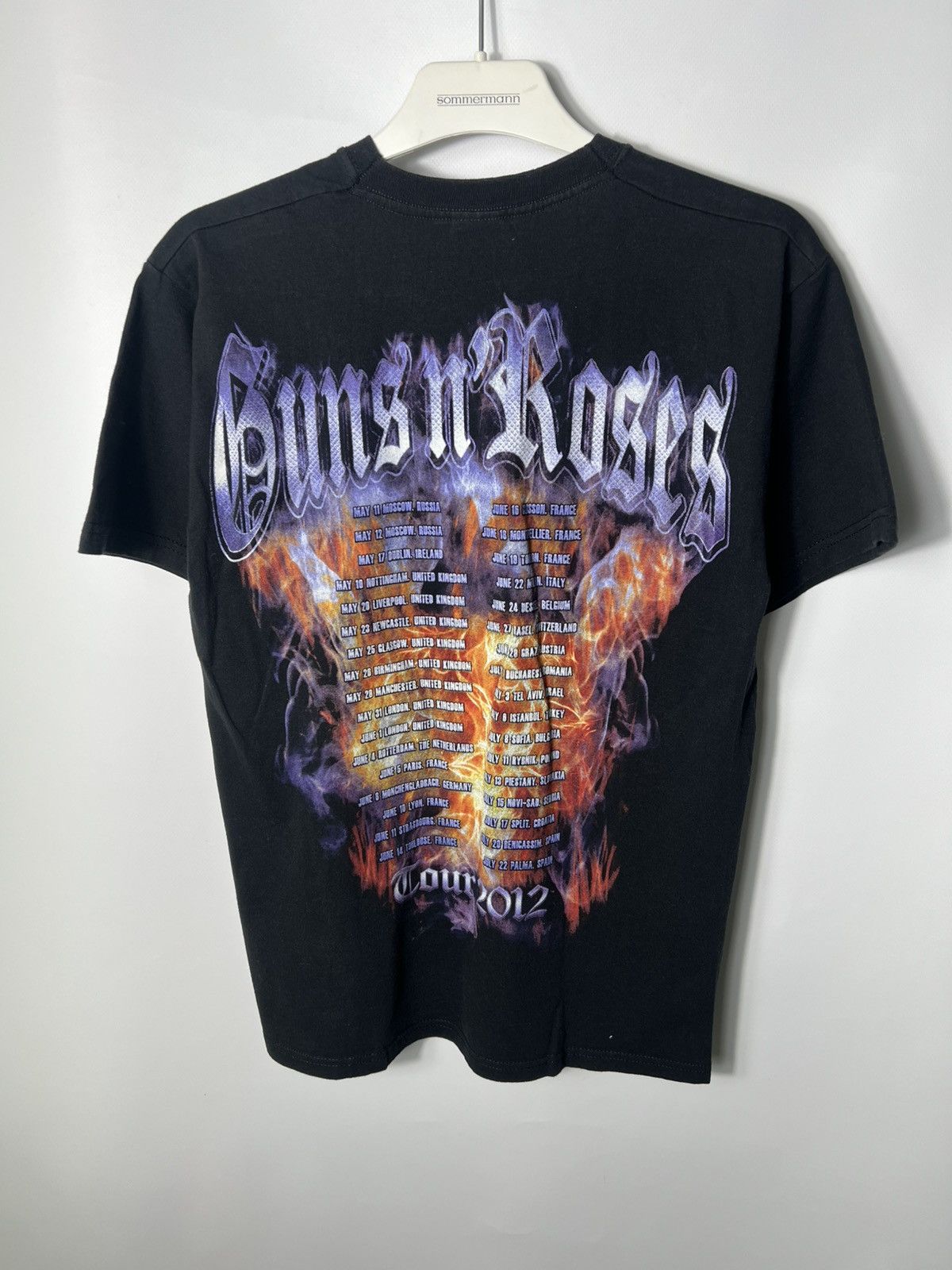 Guns N' Roses Vintage Guns N Roses Band Rock Tour Hot Sexy Girl T-shirt Size US S / EU 44-46 / 1 - 5 Thumbnail