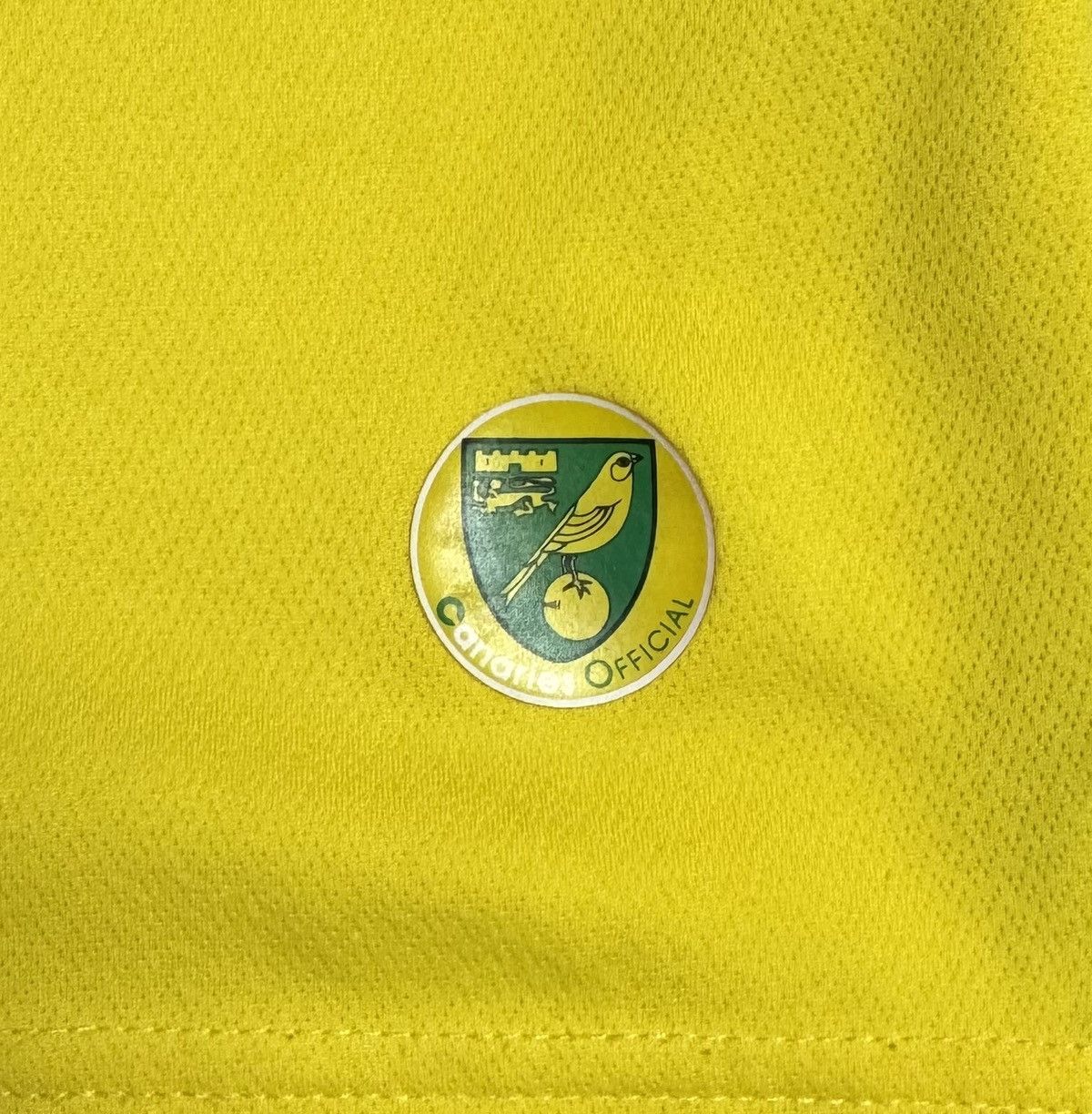 Errea Norwich City 2014 2015 Home Shirt Soccer Jersey Errea Size US S / EU 44-46 / 1 - 8 Thumbnail