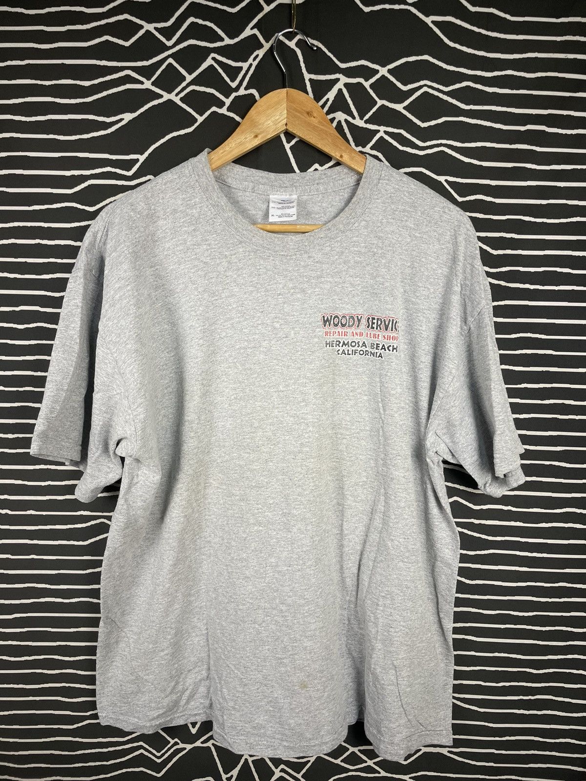 Gildan Vintage Woody California Repair and Lube Shop Tshirt Size US XL / EU 56 / 4 - 2 Thumbnail