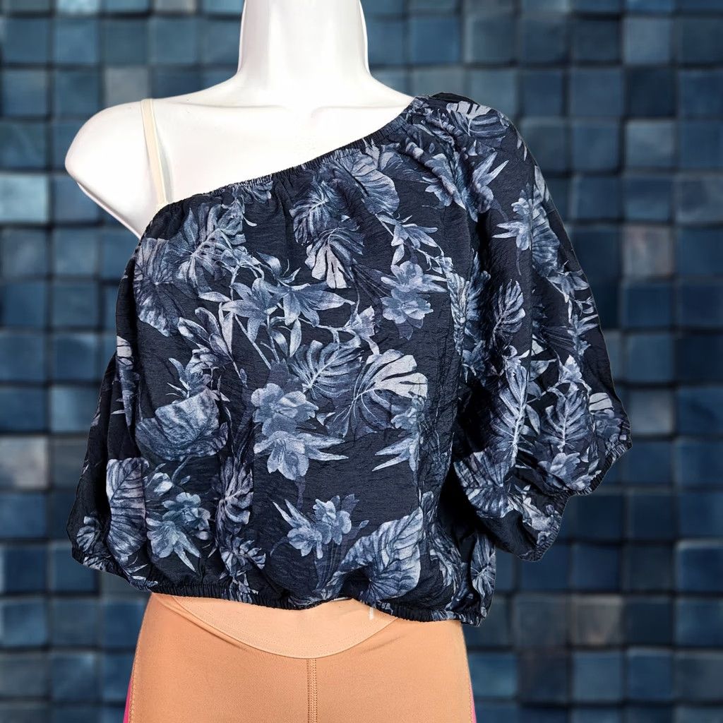 Banana Republic Banana Republic Women's Floral Printed Off One Shoulder Cropped Top L NEW Size L / US 10 / IT 46 - 1 Thumbnail