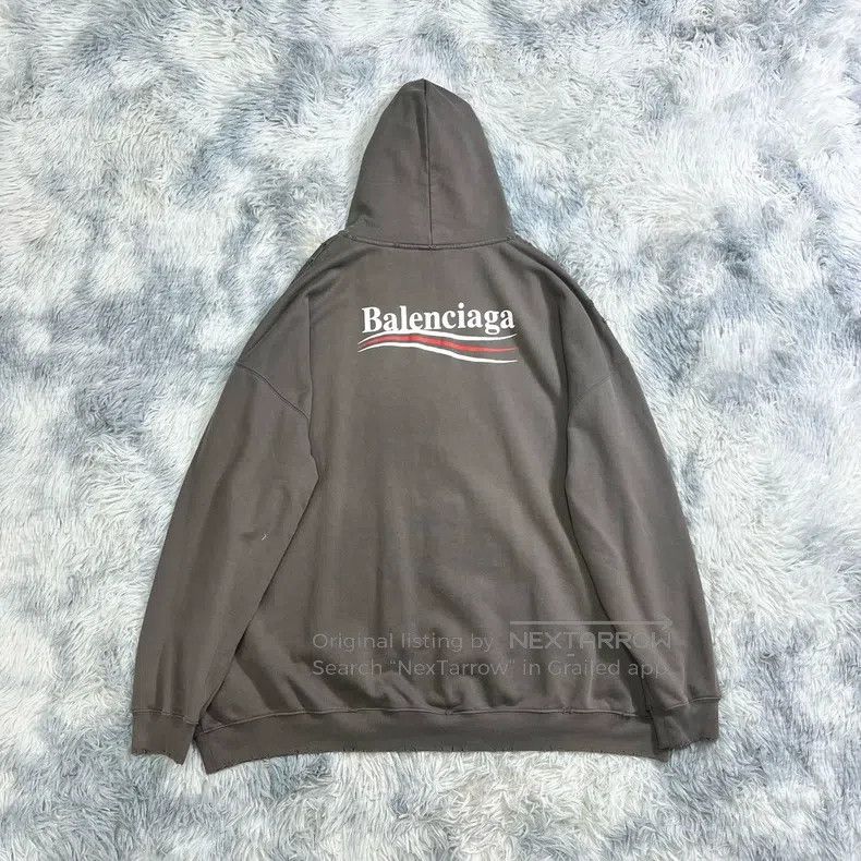 Balenciaga Balenciaga Sweatshirt Size US S / EU 44-46 / 1 - 2 Thumbnail