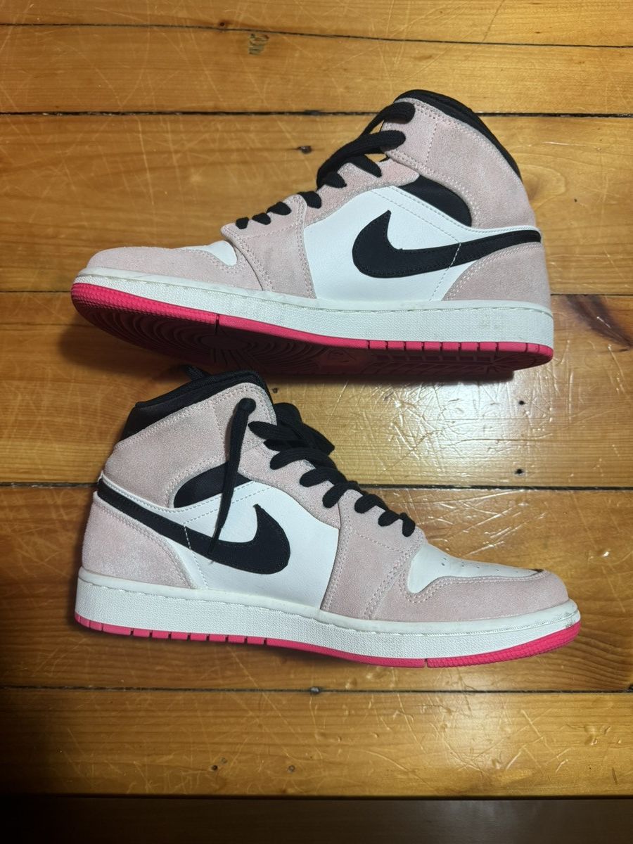 Jordan Brand × Nike Nike Air Jordan 1 Mid High Hyper Pink Black Size 9 Men's Size US 9 / EU 42 - 2 Thumbnail