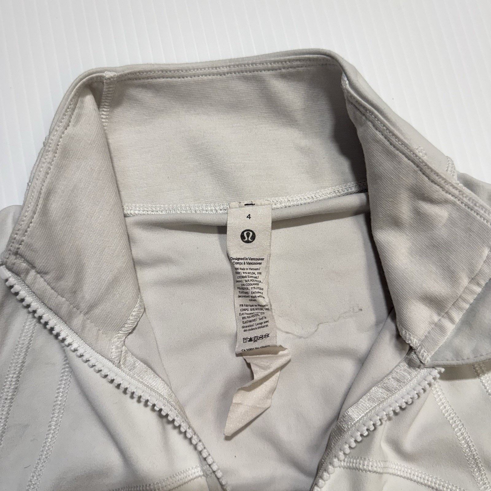 Lululemon Lululemon Women’s Define Cropped Bone Jacket *LW3HJFS Sz 4 Size S / US 4 / IT 40 - 4 Thumbnail