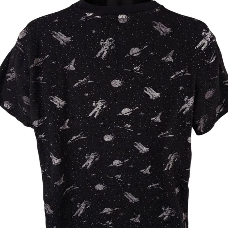 Vintage WXYZ Astronaut T Shirt Mens Large Black Solar System Space Shuttle All Over Print Size US L / EU 52-54 / 3 - 3 Thumbnail