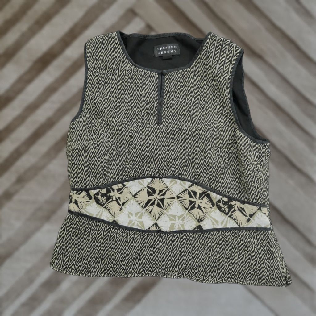 Vintage Spenser Jeremy Shirt Tank Women XL Beige Silk Geometric Chevron Henley Pullover Casual Modern Basic Size XL / US 12-14 / IT 48-50 - 1 Thumbnail