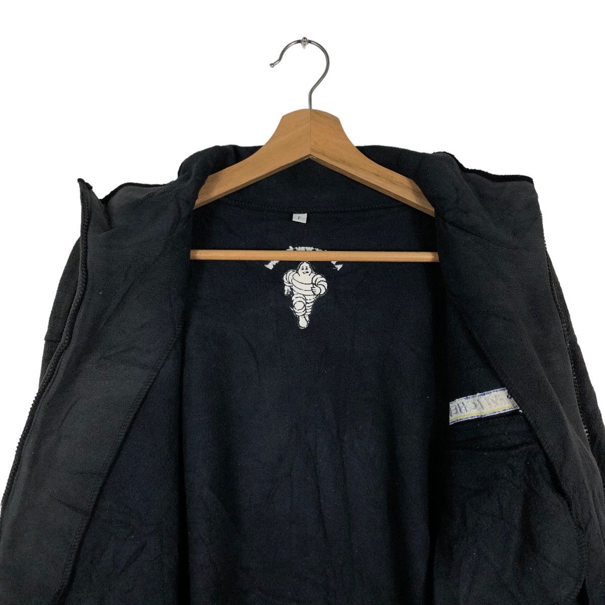 Japanese Brand 🔥Vintage Fleece Jacket Michelin Tyre Racing Big Logo Size US M / EU 48-50 / 2 - 11 Thumbnail