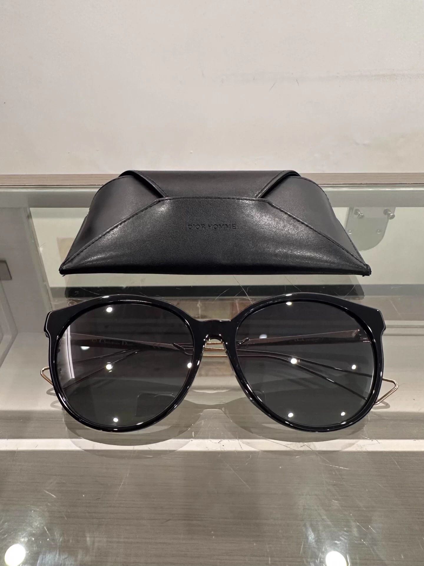 Dior Dior black side gold logo shades Size ONE SIZE - 2 Thumbnail