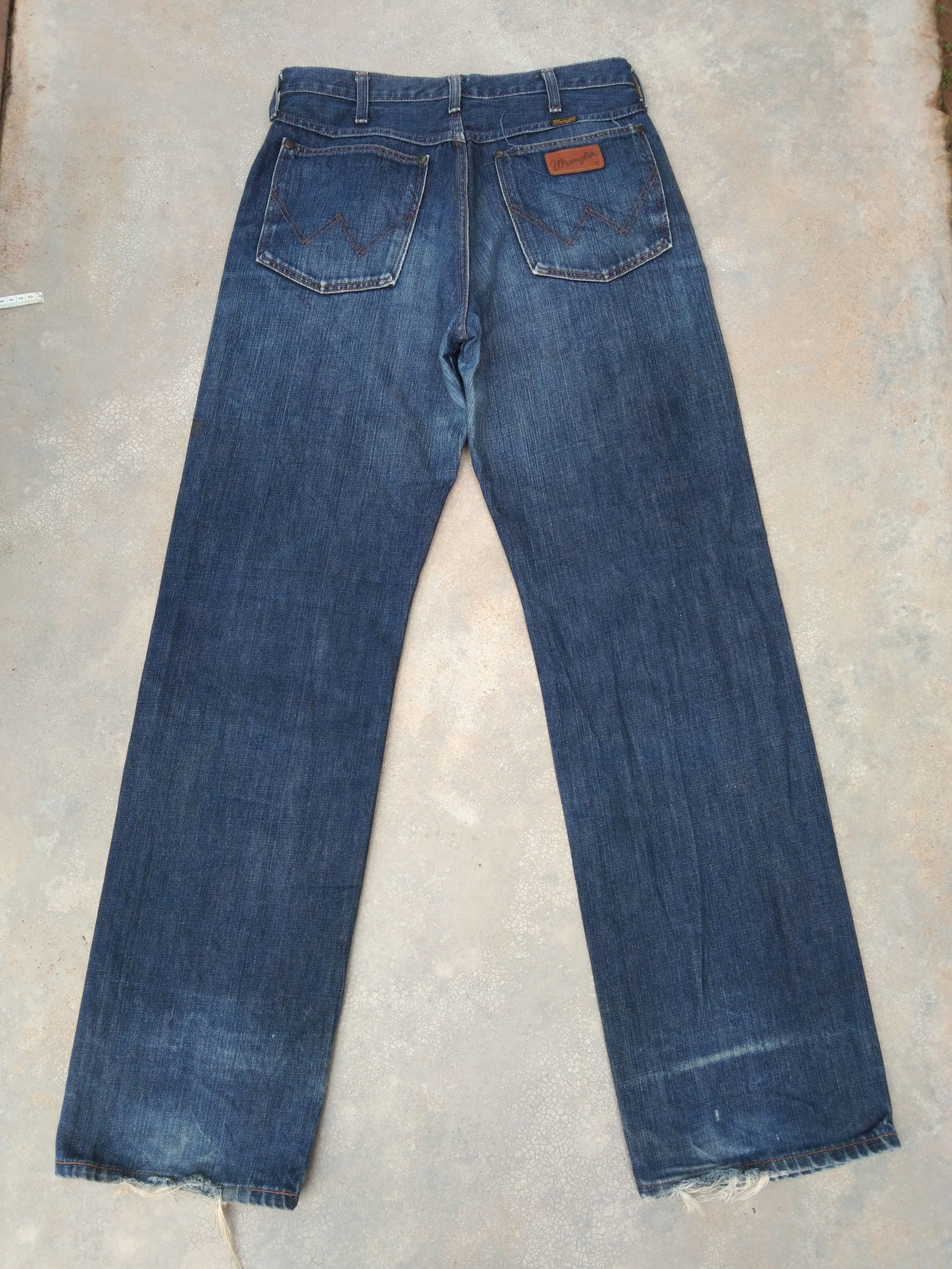 Japanese Brand Vintage Wrangler Straight Leg Distressed Jeans 30x33 Size US 30 / EU 46 - 2 Thumbnail