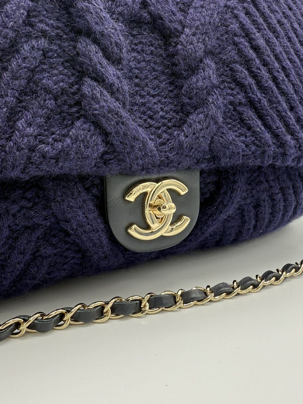 Chanel RARE XXL Chanel Knit Purple - luggage Flap bag Size ONE SIZE - 10 Thumbnail