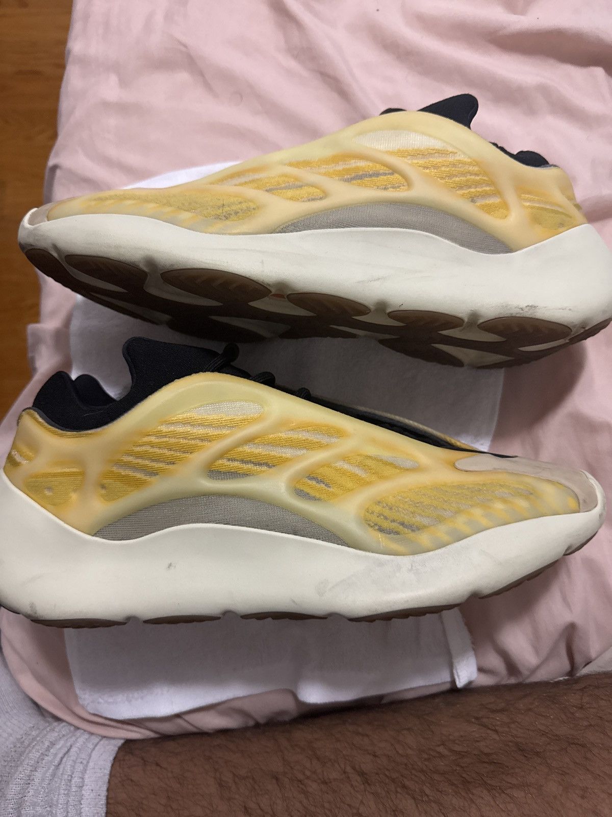 Adidas Yeezy 700 Size US 13 / EU 46 - 1 Thumbnail