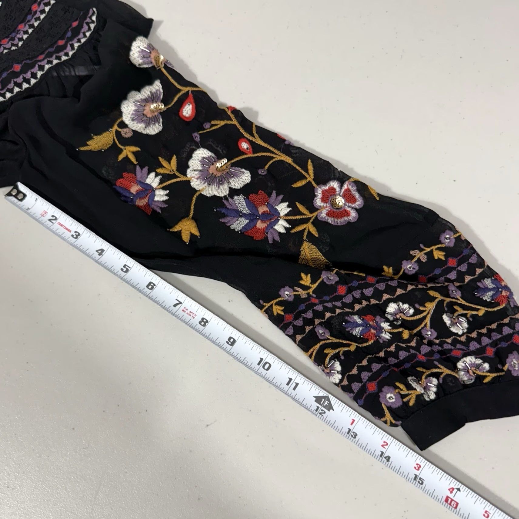 Anthropologie ANtHROPOLOGIE Akemi + Kin Louise Embroidered Floral Black Sheer Top XS Womens Blouse Size XS Embroidered Beaded Viscose Floral 90s? Size XS / US 0-2 / IT 36-38 - 4 Thumbnail