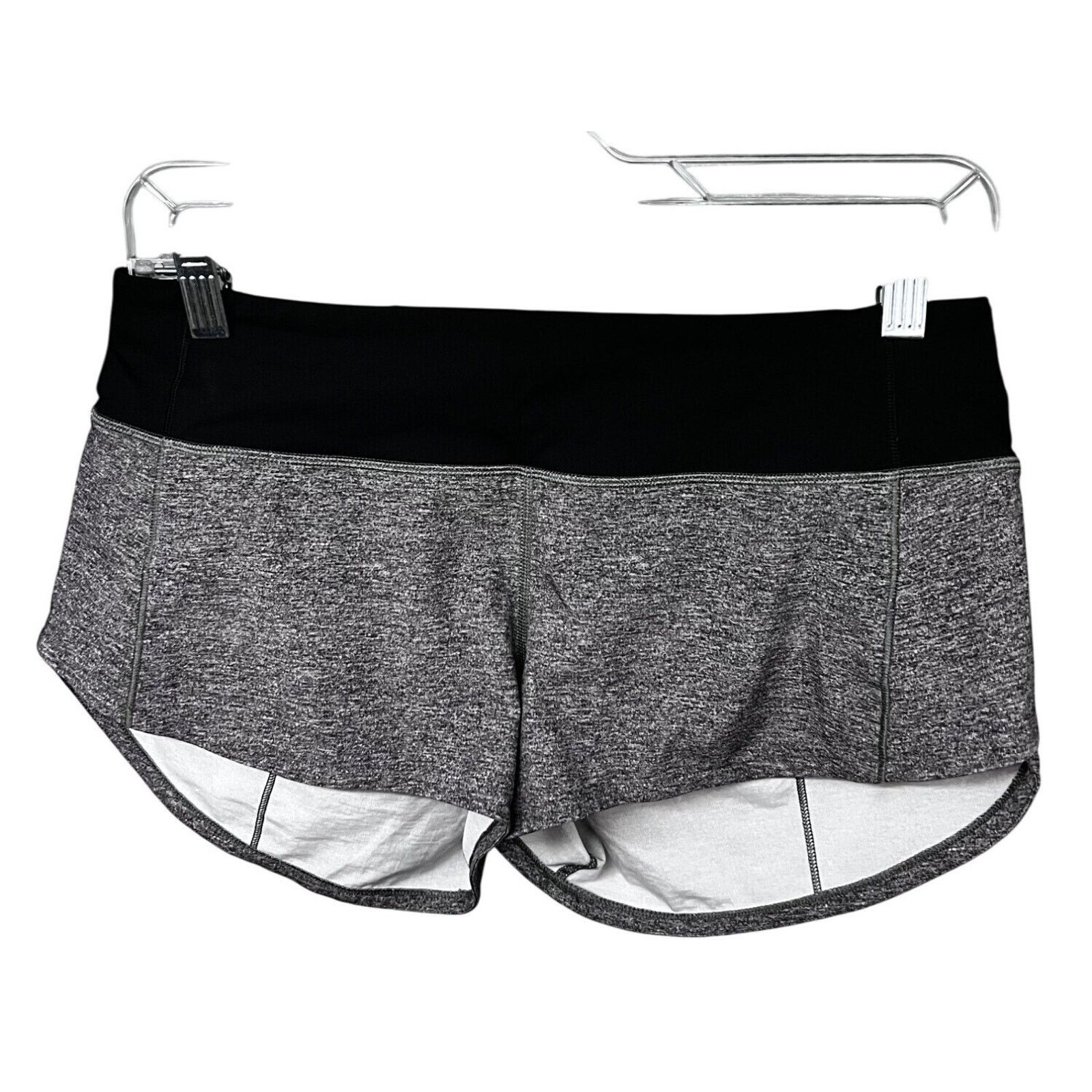 Lululemon Lululemon Speed Up Shorts 4 Heather Gray Zip Pocket Stretch Size 27" / US 4 / IT 40 - 4 Thumbnail