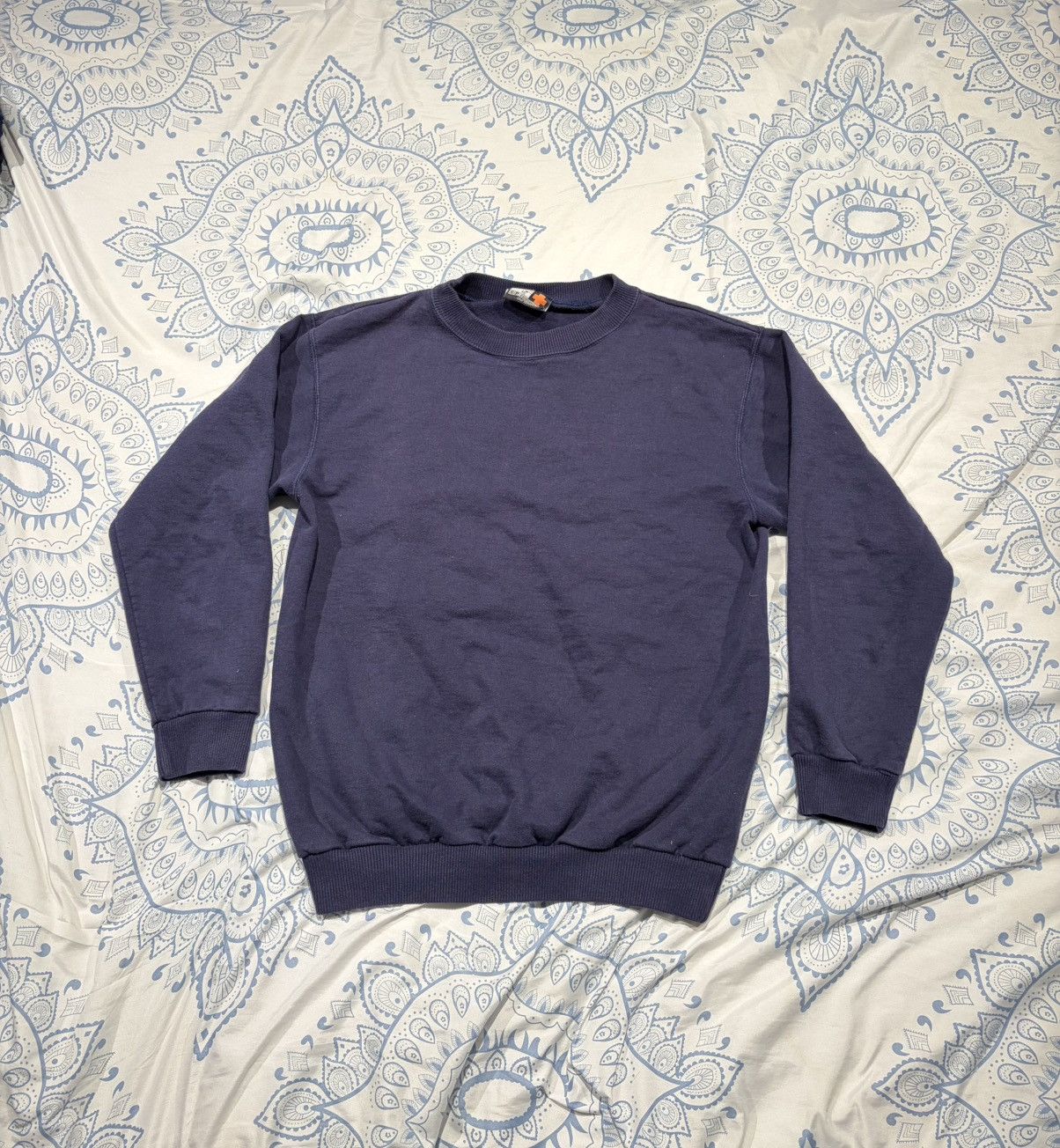Vintage Vintage Blank Sweater Small Size US S / EU 44-46 / 1 - 1 Thumbnail