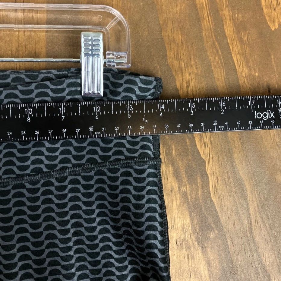 Nike Nike Womens Pants Black Pull On Racer Running Crop Leggings Athleisure Small Size 28" / US 6 / IT 42 - 6 Thumbnail