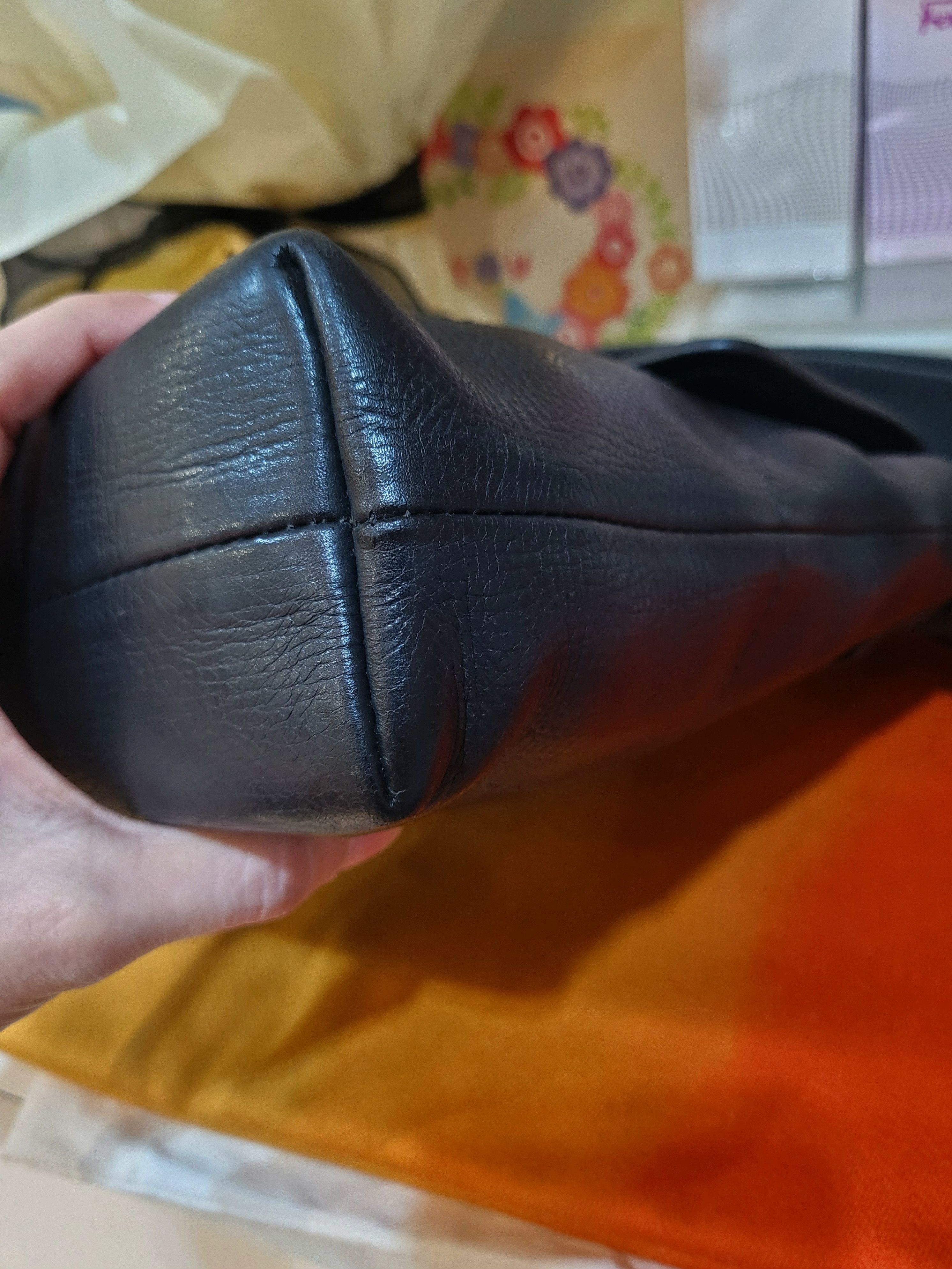Louis Vuitton Vintage Louis Vuitton Yuma Basalt Black Utah Shoulder Bag Size ONE SIZE - 5 Thumbnail