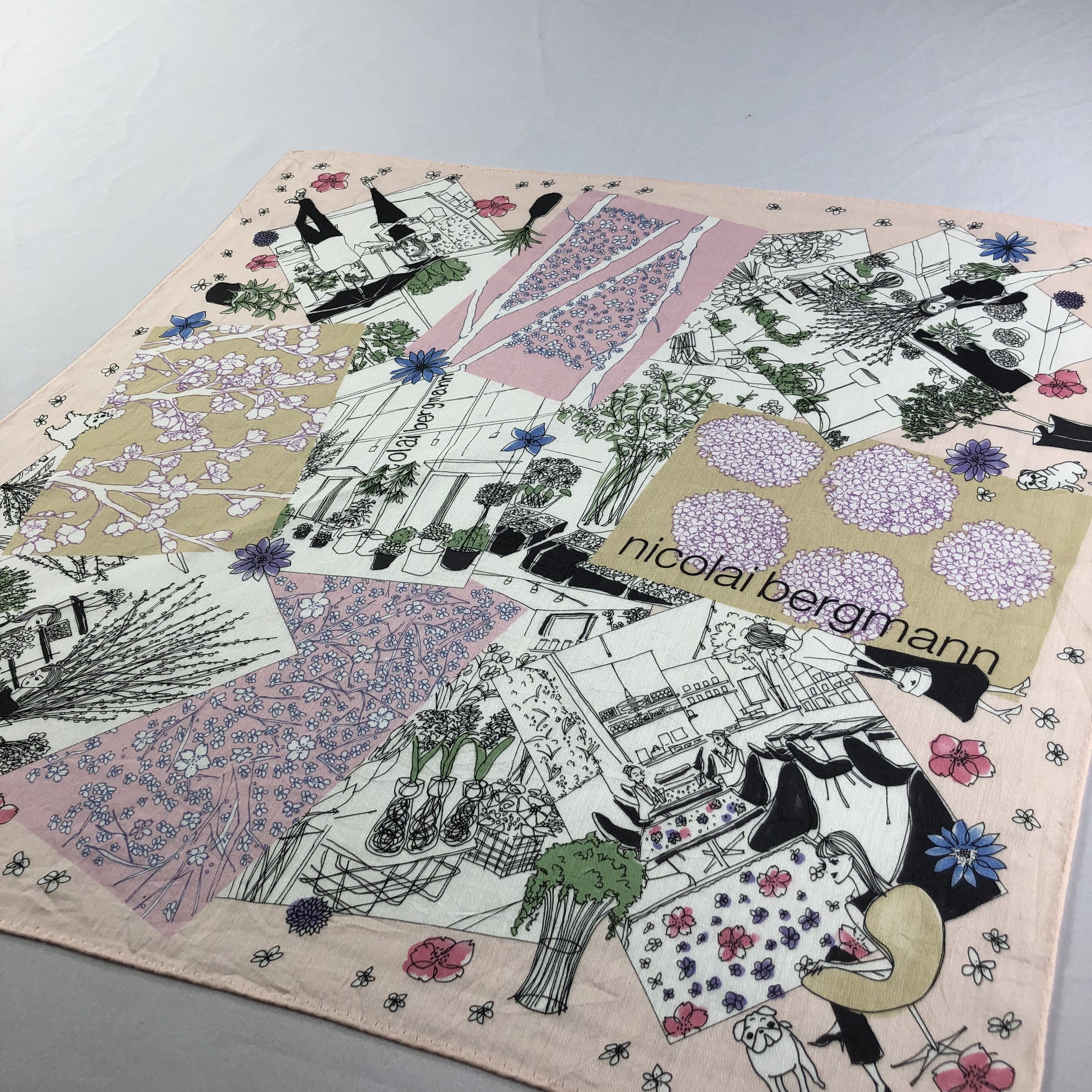 Vintage Nicolai Bergmann Handkerchief Neckerchief Bandana H2021 Size ONE SIZE - 3 Thumbnail