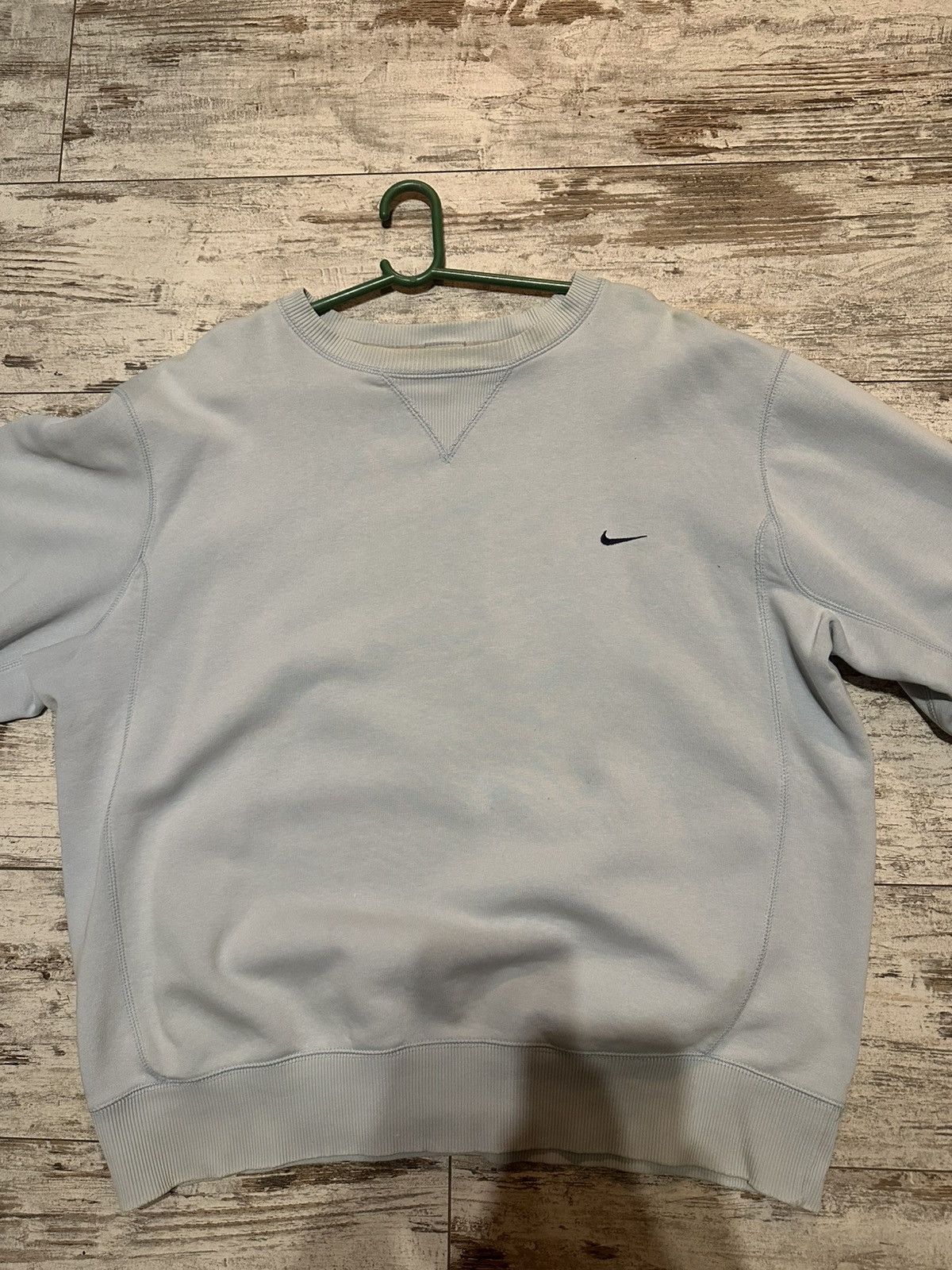 Nike Nike Light Grey Crewne Sweatshirt Small Swoosh Minimal Mens Size US L / EU 52-54 / 3 - 1 Thumbnail