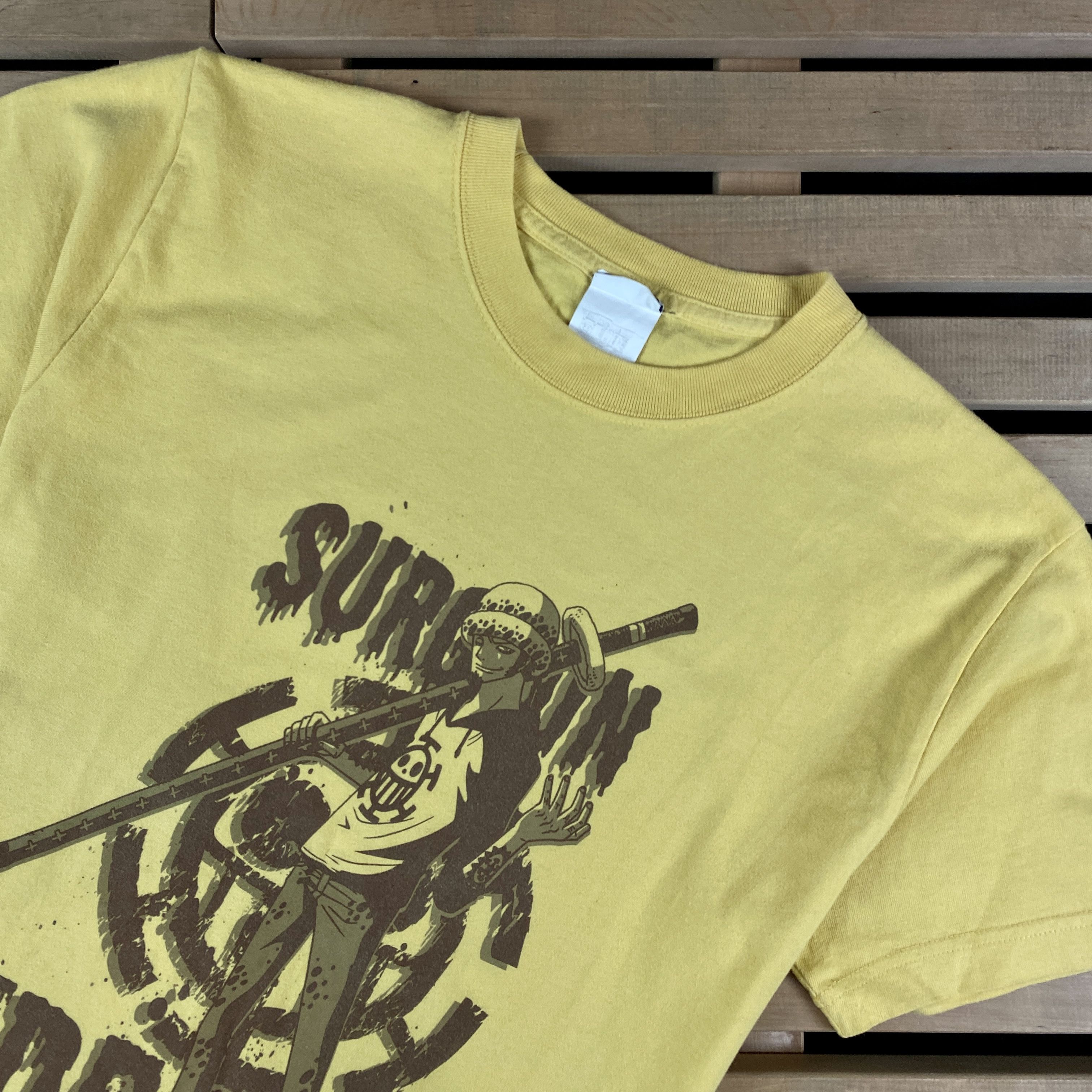Anime × One Piece × Vintage Mens Vintage One Piece Trafalgar Law Surgeon Of Death Size M Size US M / EU 48-50 / 2 - 2 Thumbnail