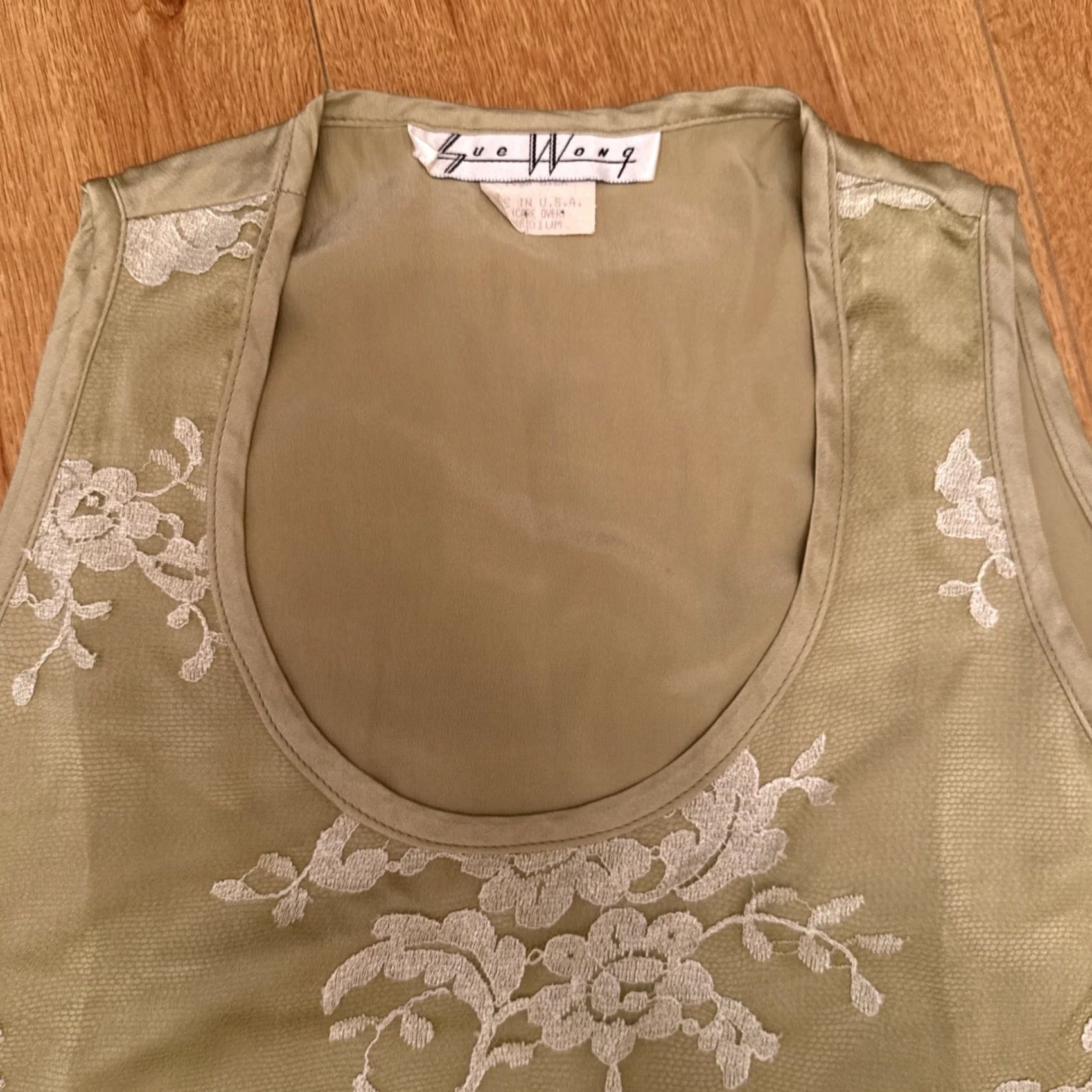 Vintage Sue Wong Silk Boho Sleeveless Floral Lace M Top Blouse Green Sage Green Pistachio Lace Womens M Size M / US 6-8 / IT 42-44 - 3 Thumbnail