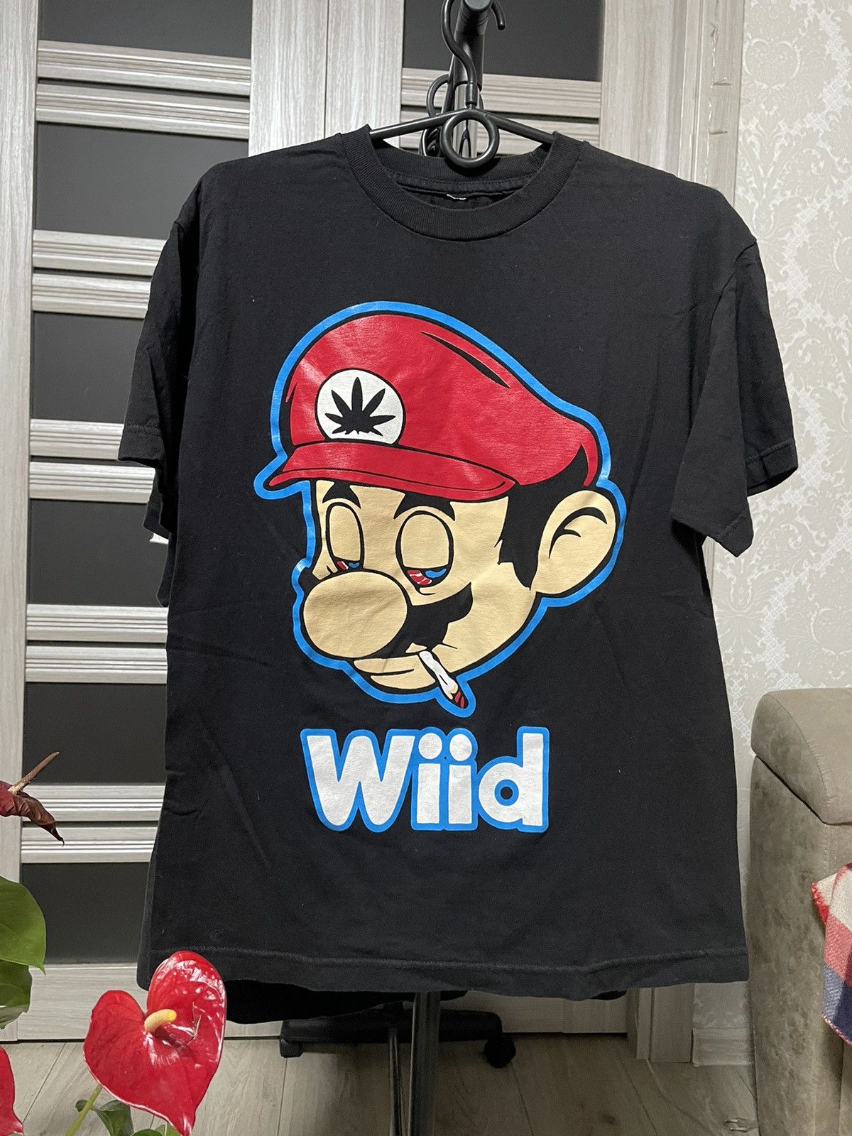 image of Band Tees x Nintendo Vintage Super Mario Wiid Smoking Weed Tee T Shirt in Black, Men's (Size Medium