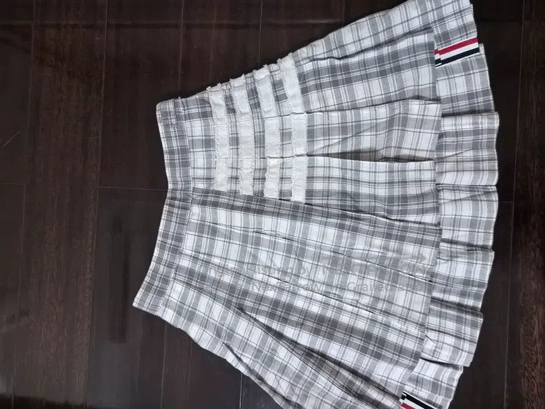 Other Thom Browne Gray and White Plaid Pleated Skirt Size 25" / US 0 / IT 36 - 1 Thumbnail
