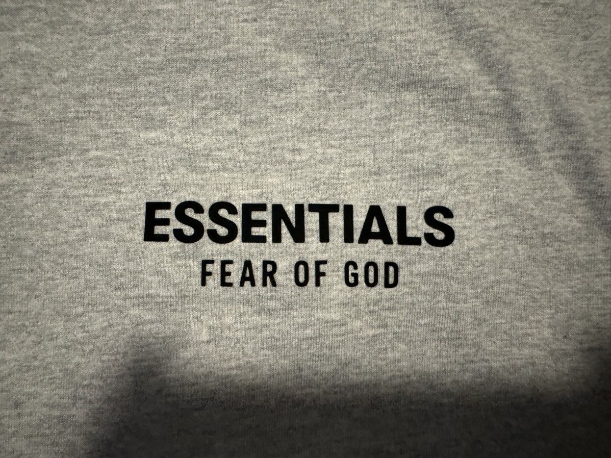 Essentials × Fear of God Essentials FOG Jersey Crewneck T-Shirt Light Heather Grey Size US S / EU 44-46 / 1 - 3 Thumbnail